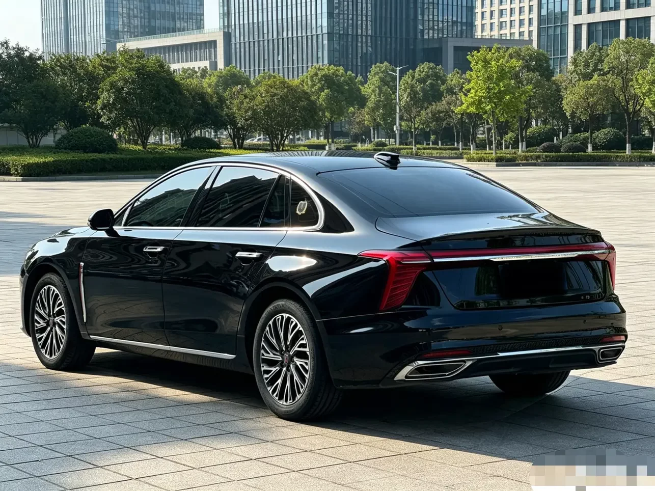 Hongqi H5