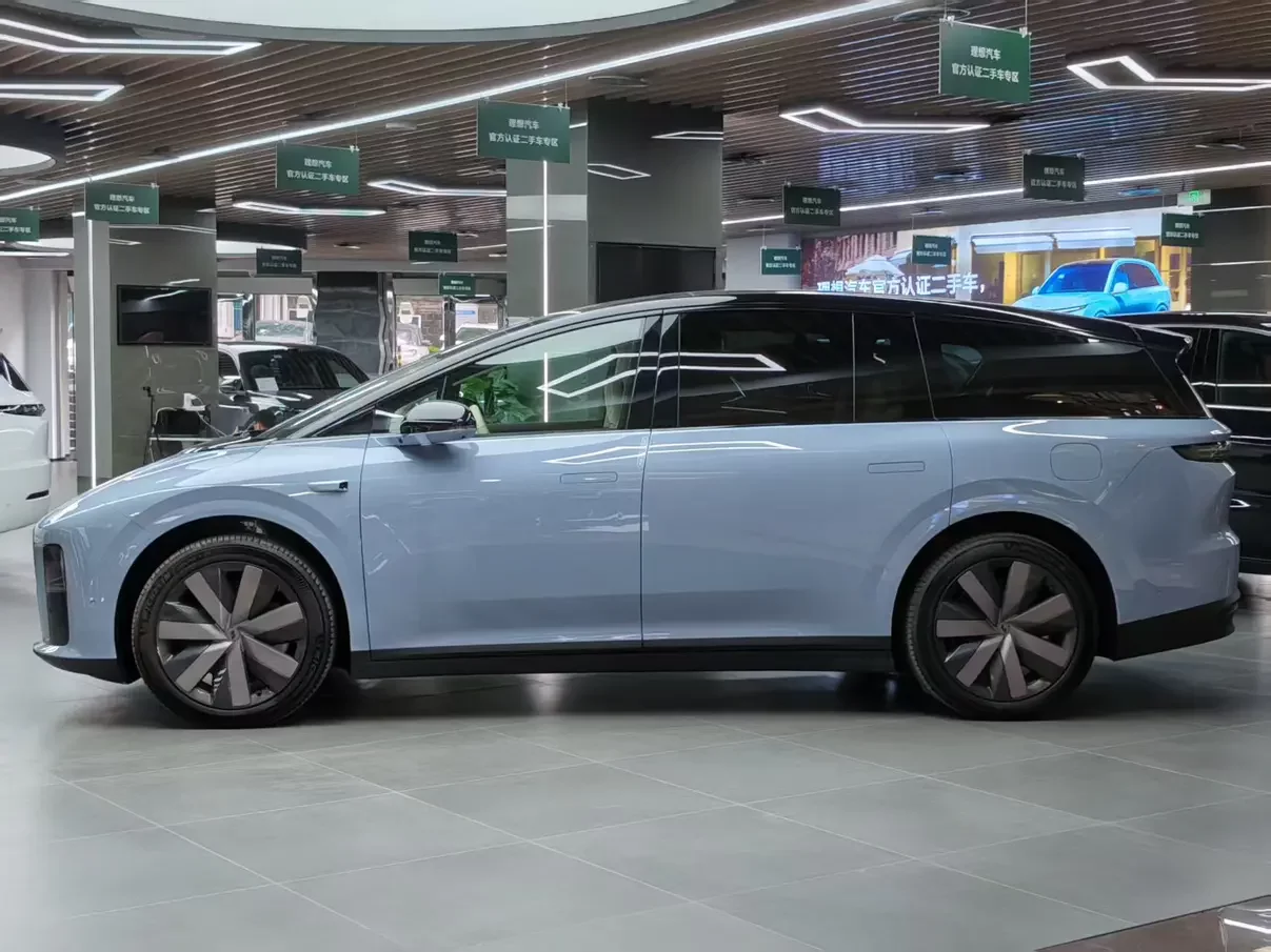 Li Ideal i8