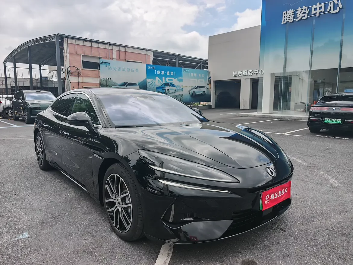 Denza Tengzhong Z9 DM