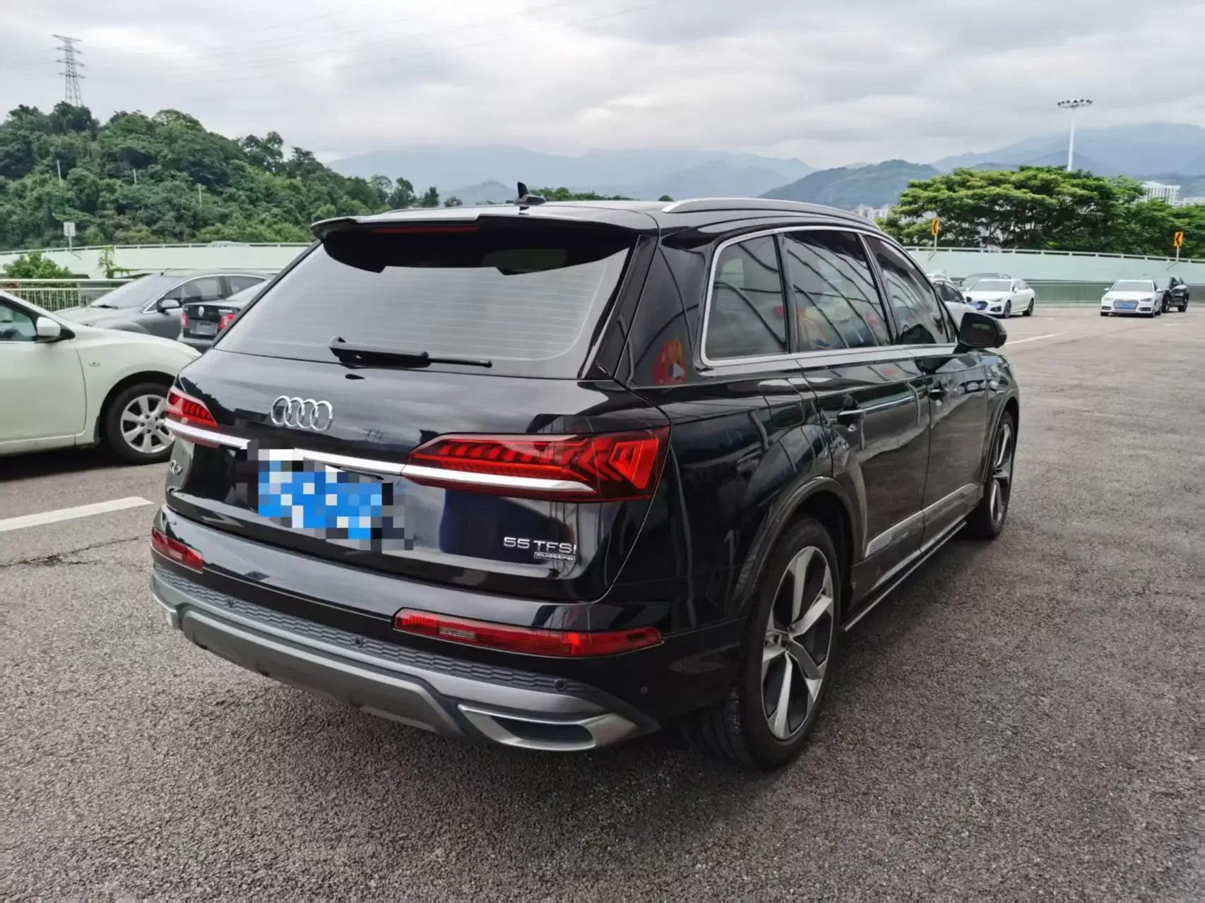 Audi Q7