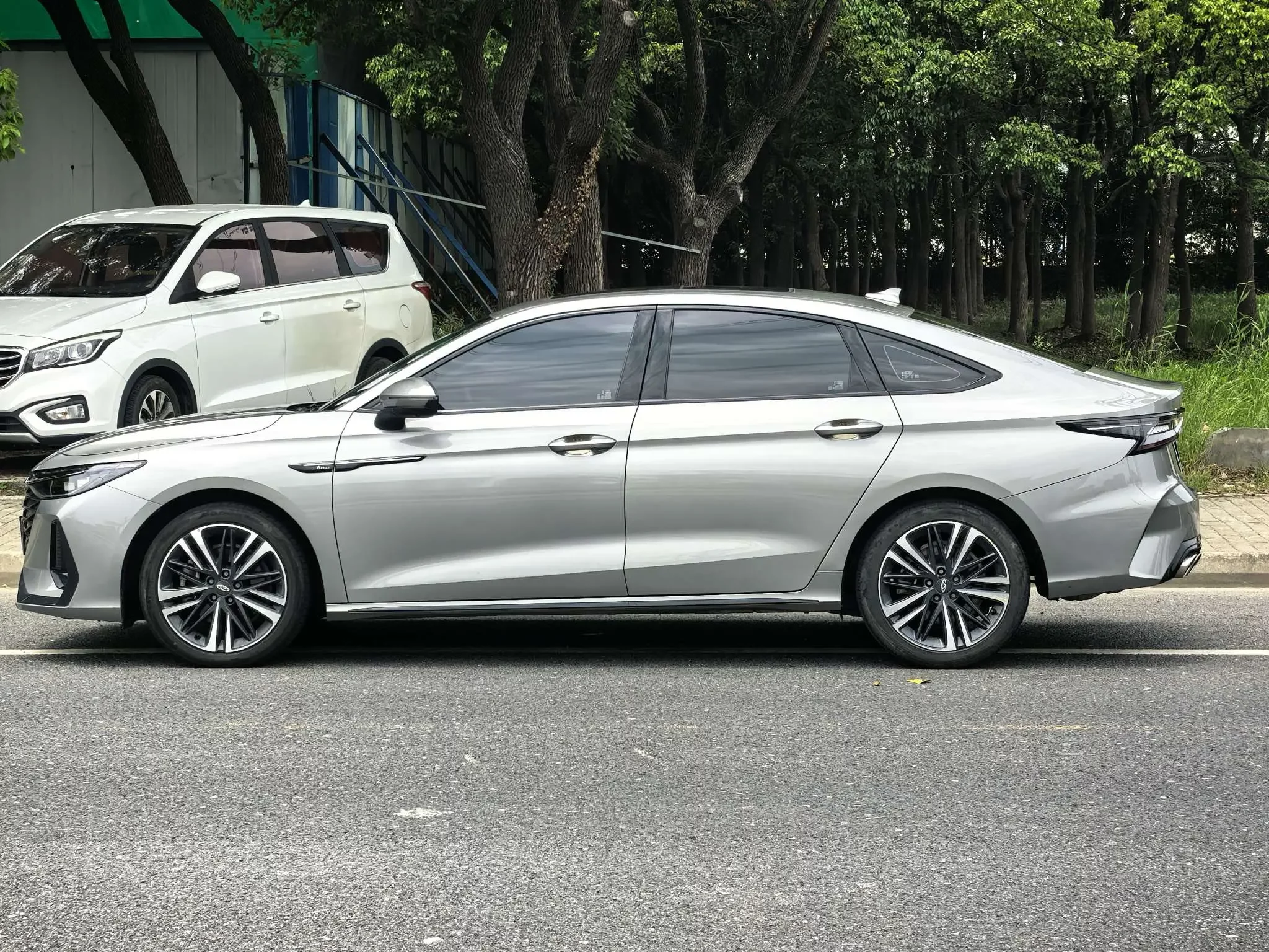 Chery Arrizo 8
