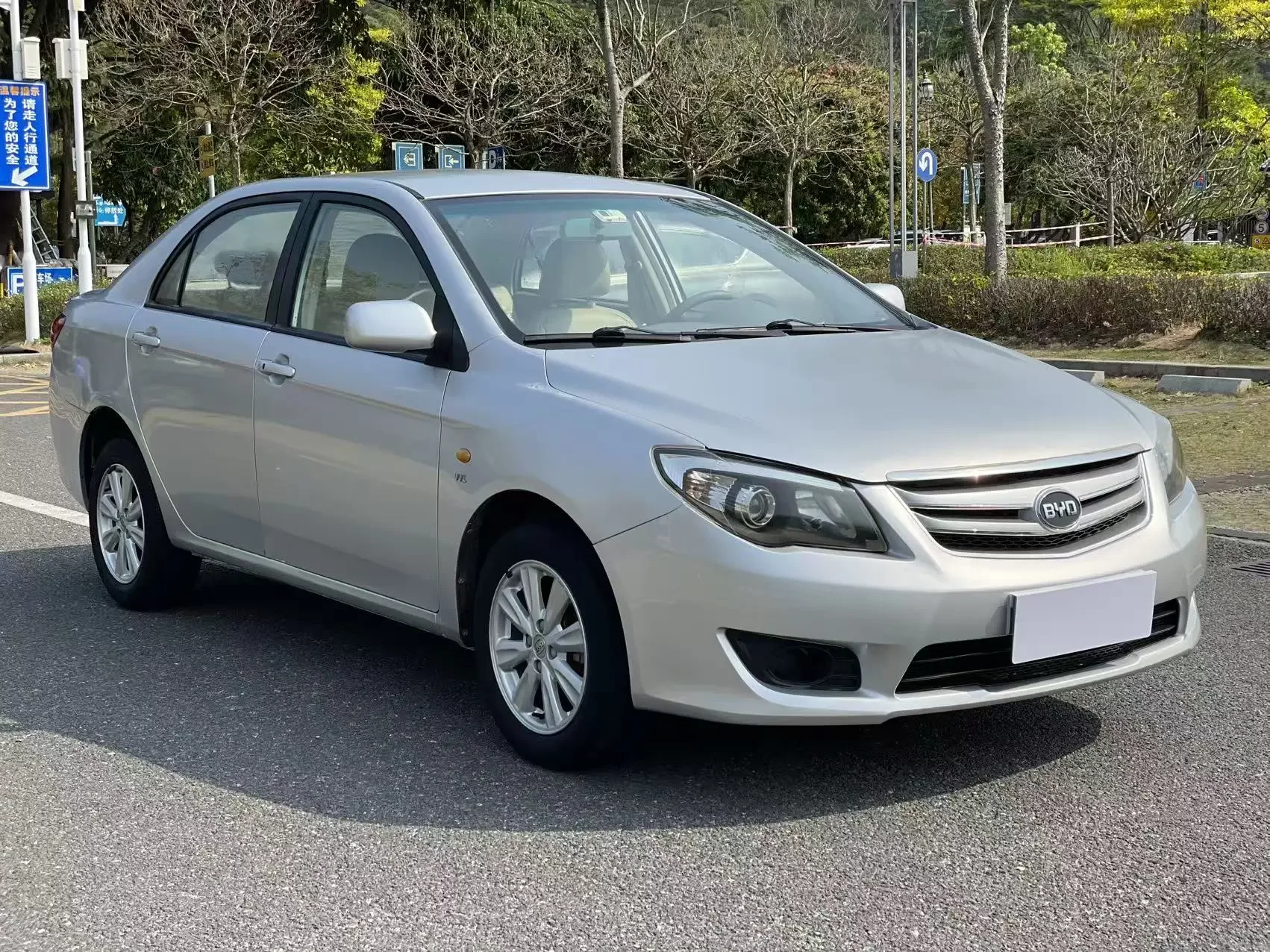 BYD L3