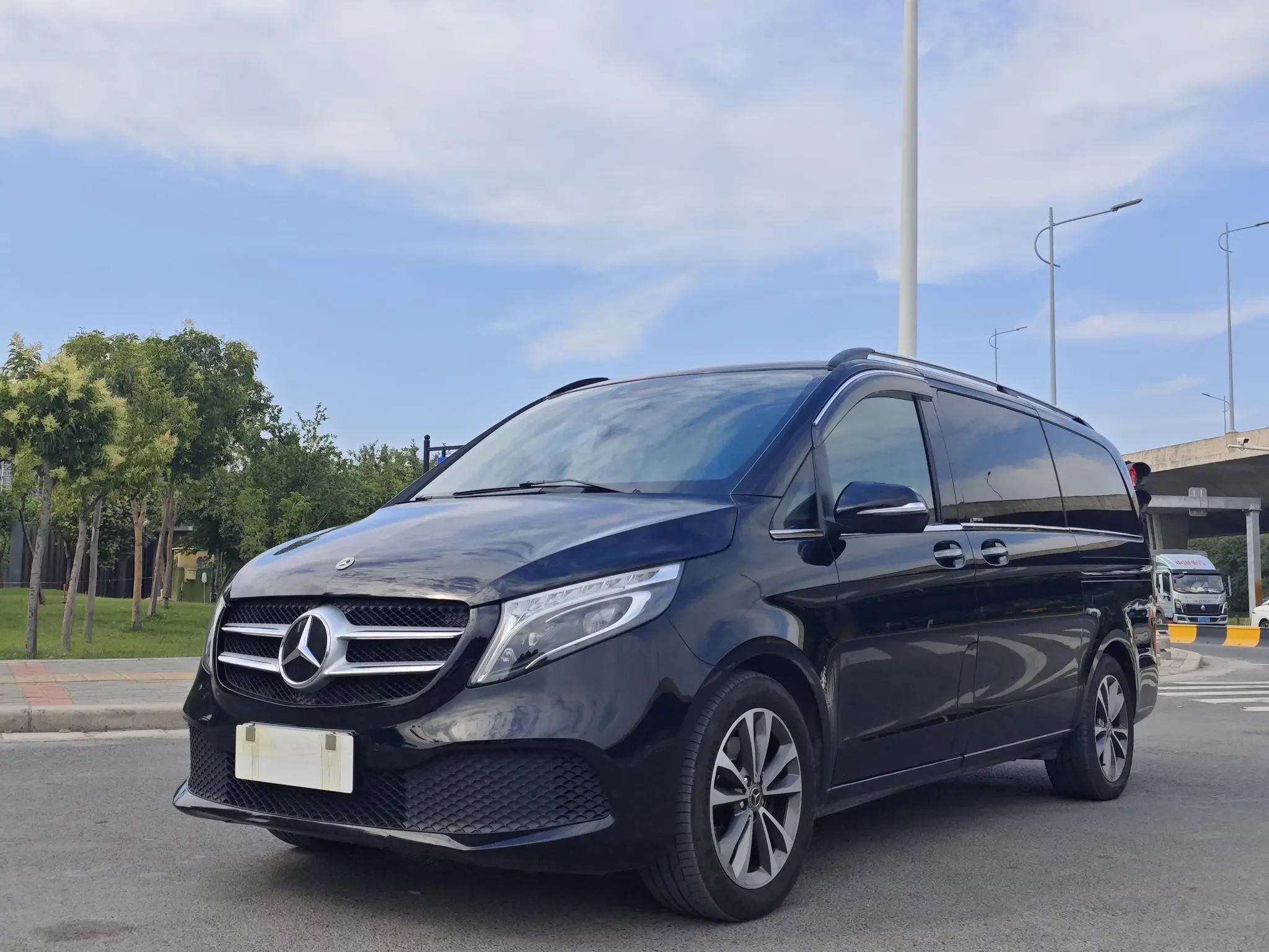 Mercedes-Benz V Class