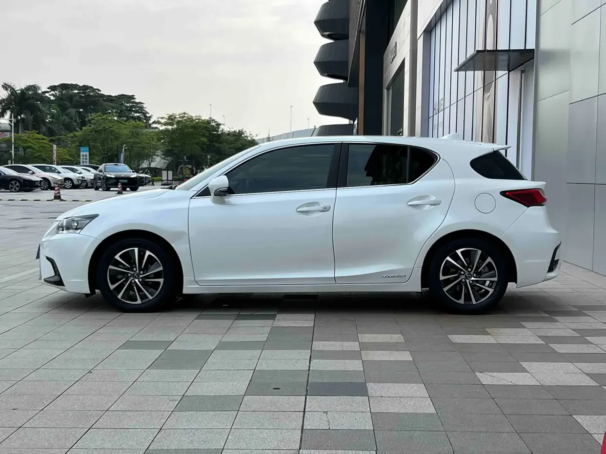Lexus CT