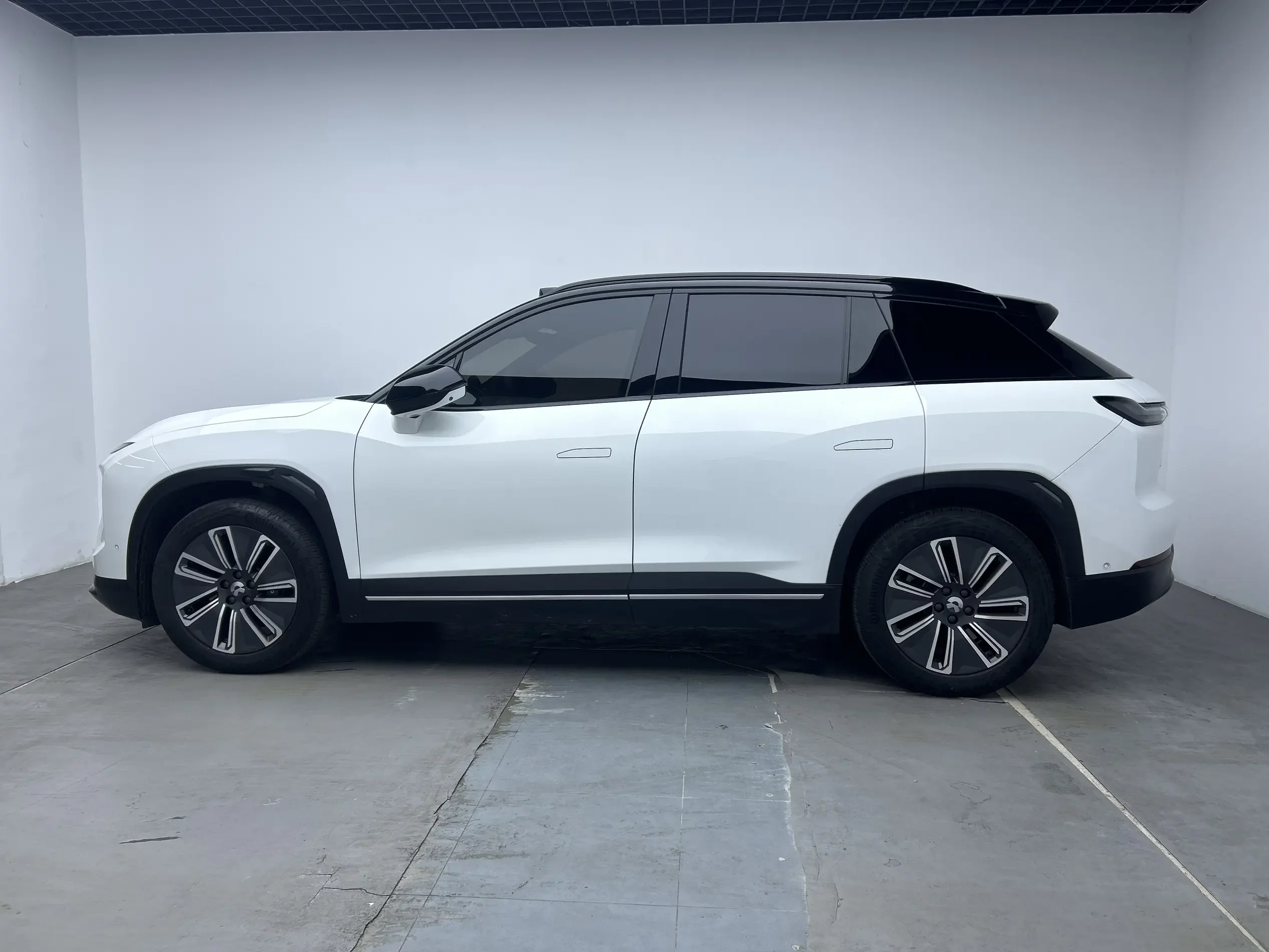 NIO ES7