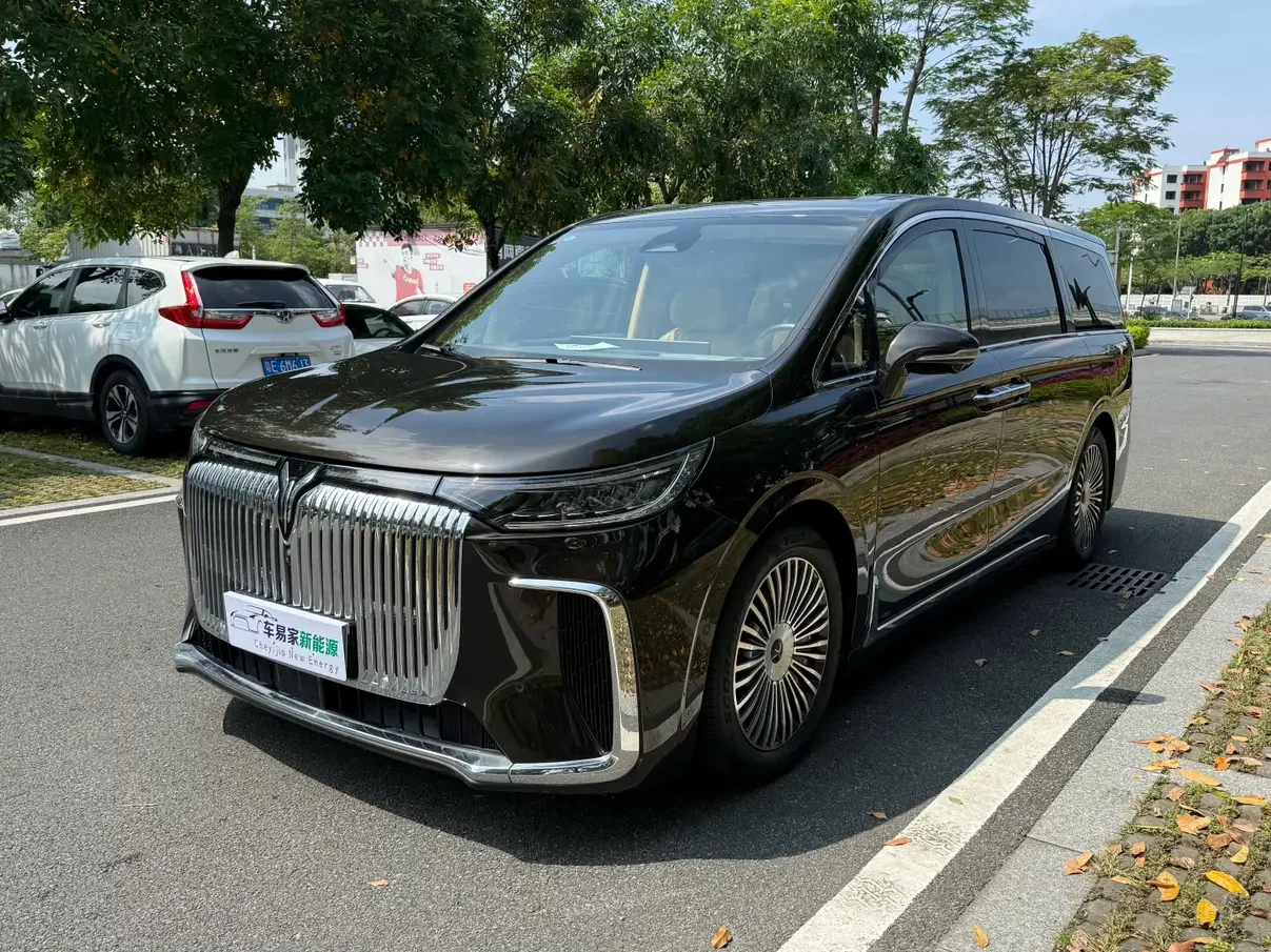Voyah Lantu Dreamer PHEV  из Китая
