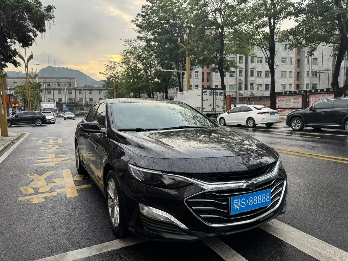 Chevrolet Malibu XL