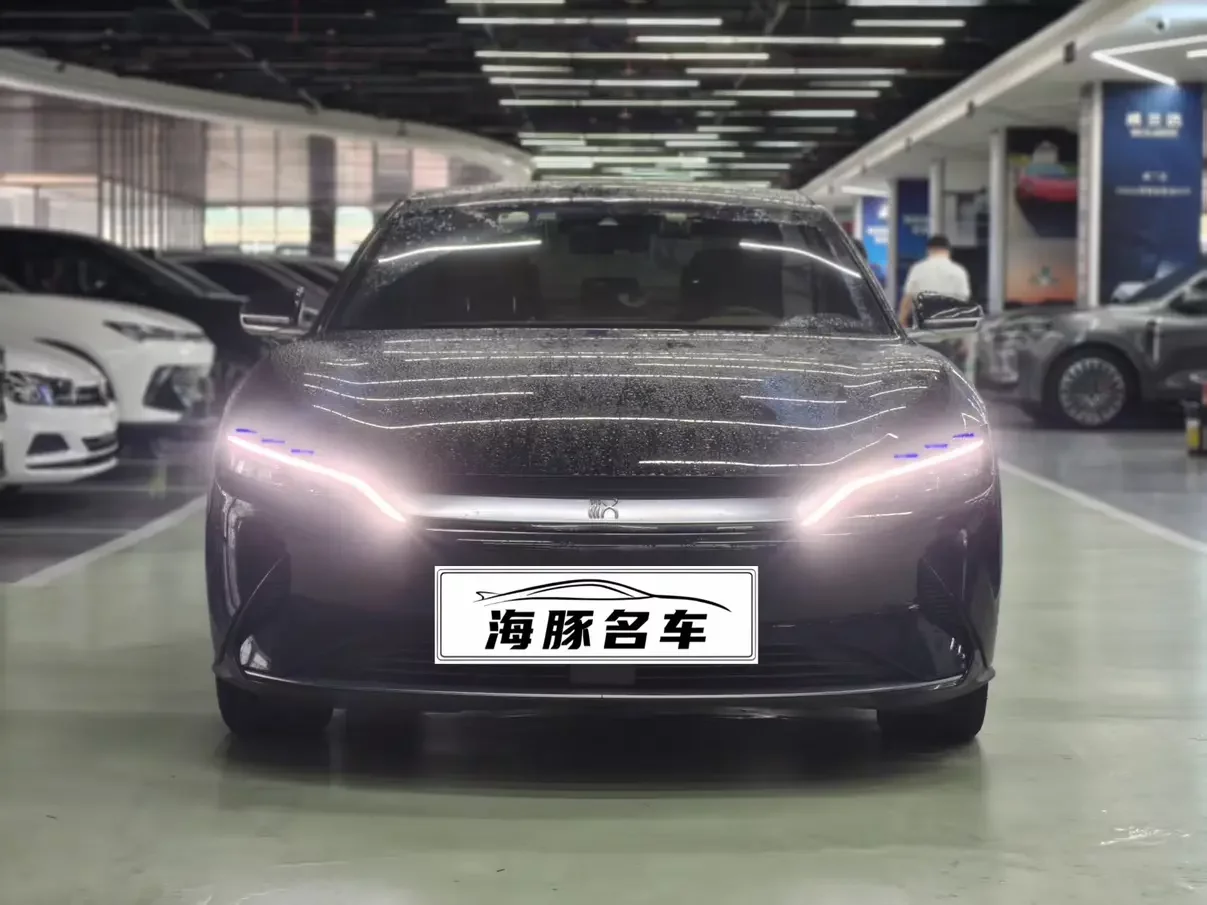 BYD Han EV