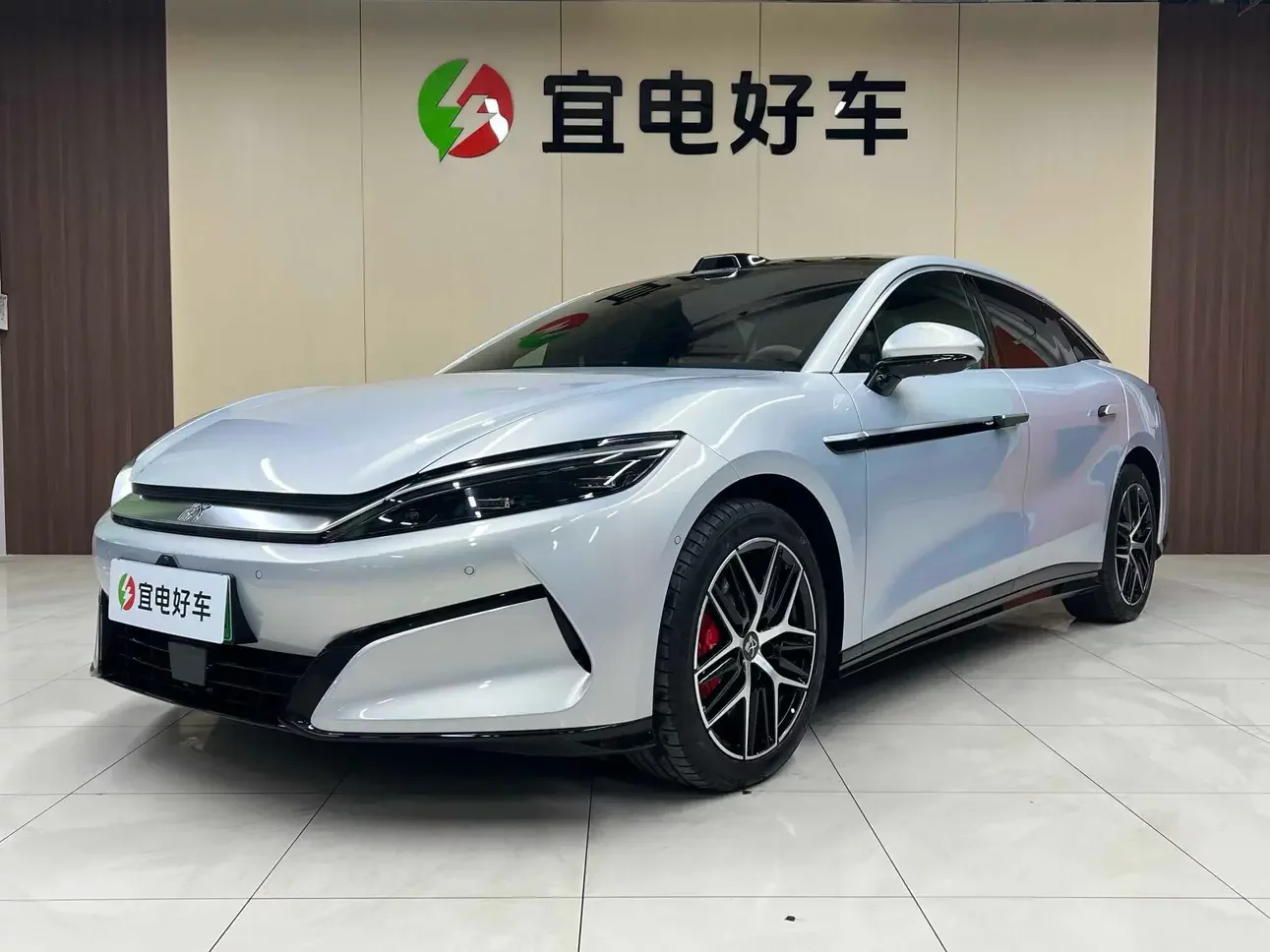 BYD Han L EV