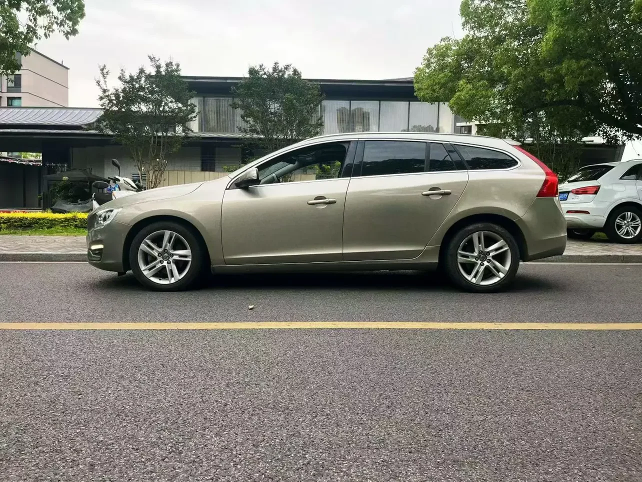 Volvo V60