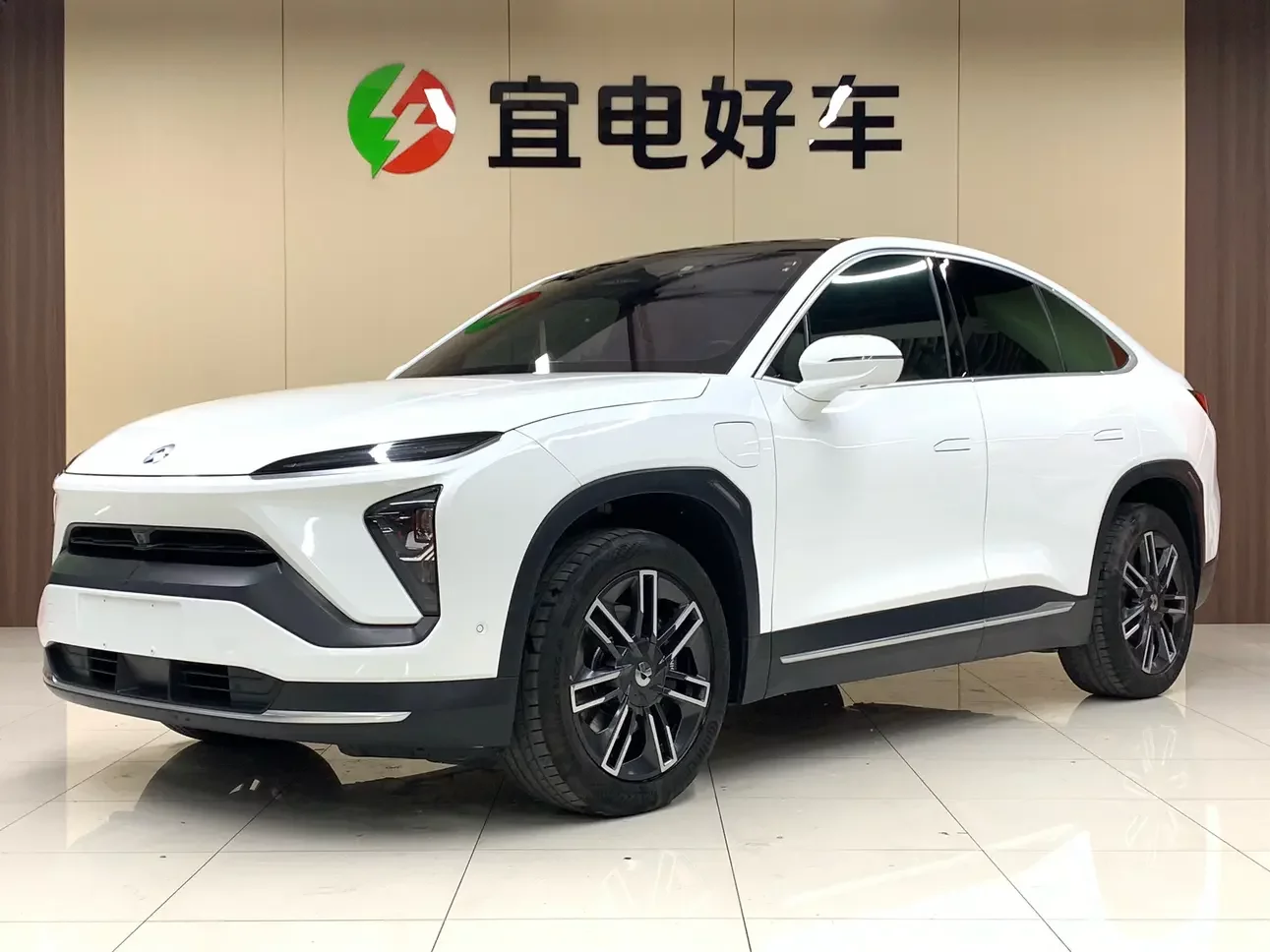 NIO EC6