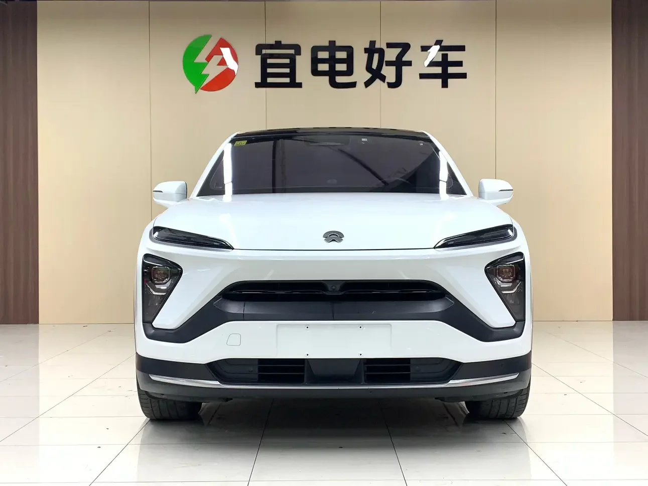 NIO EC6