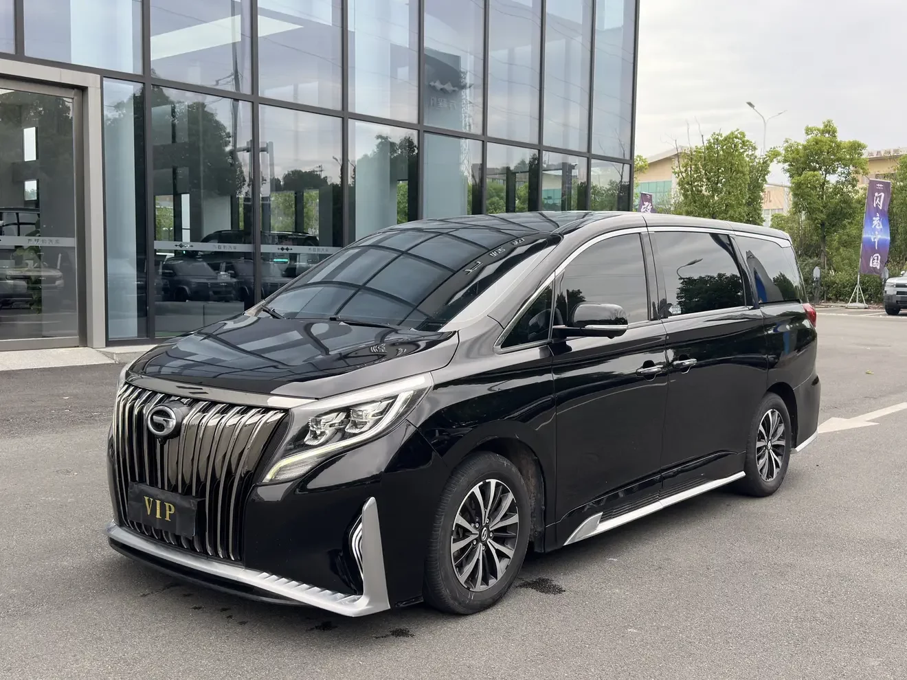 GAC Trumpchi M8