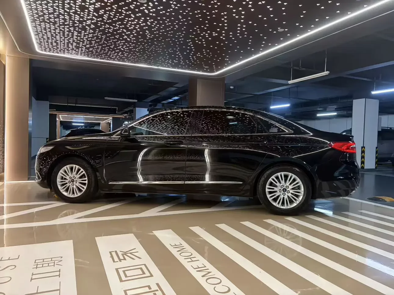 Ford Taurus