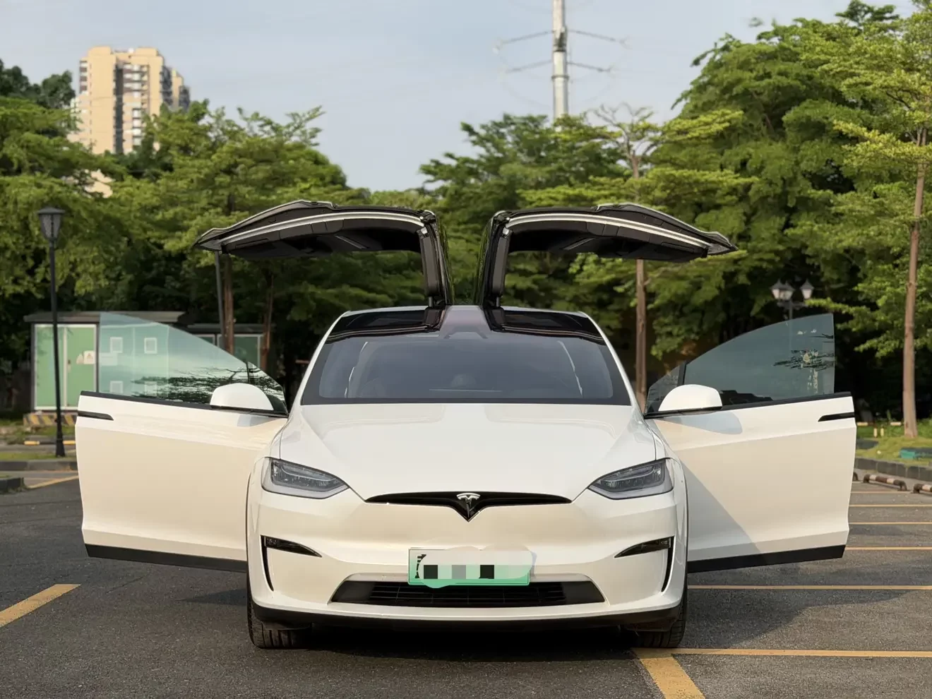 Tesla Model X