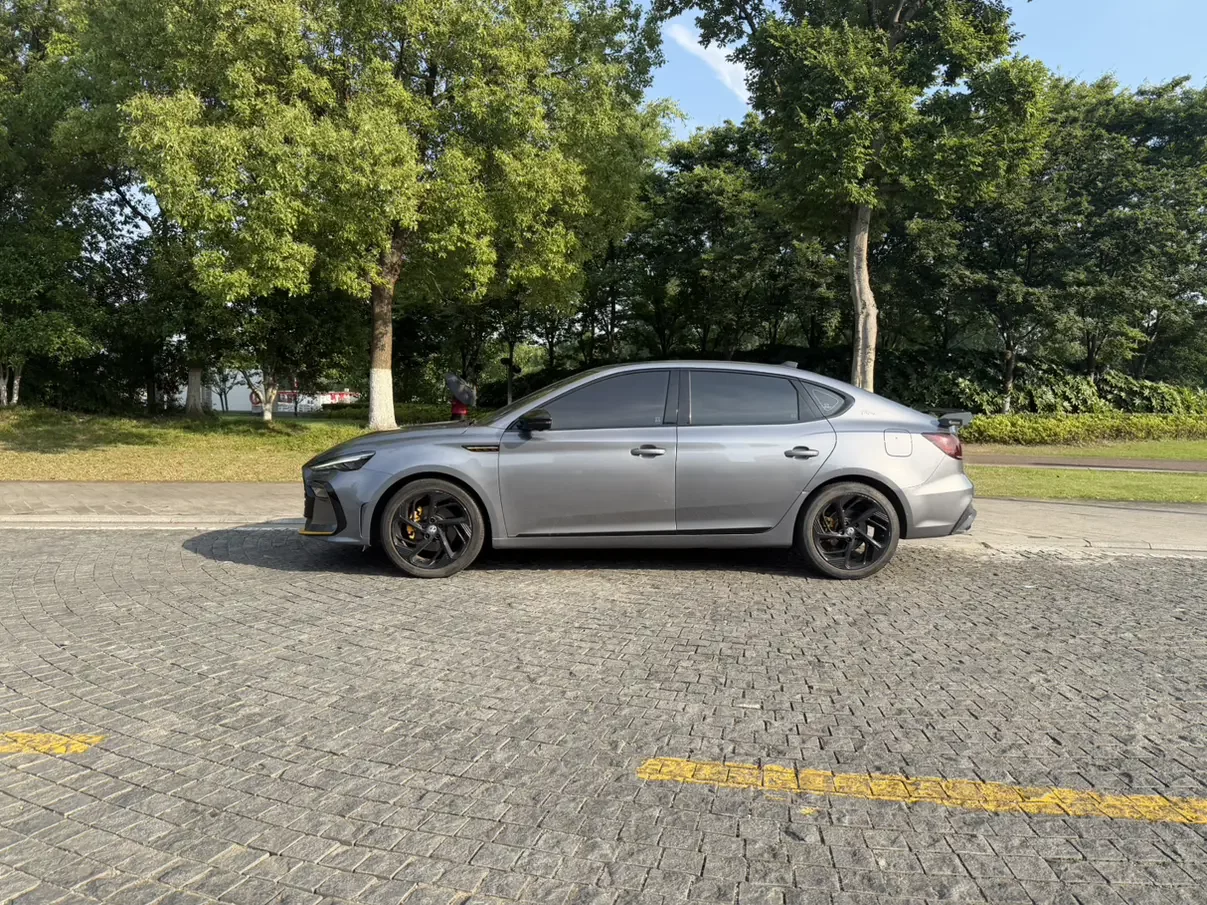 MG 6