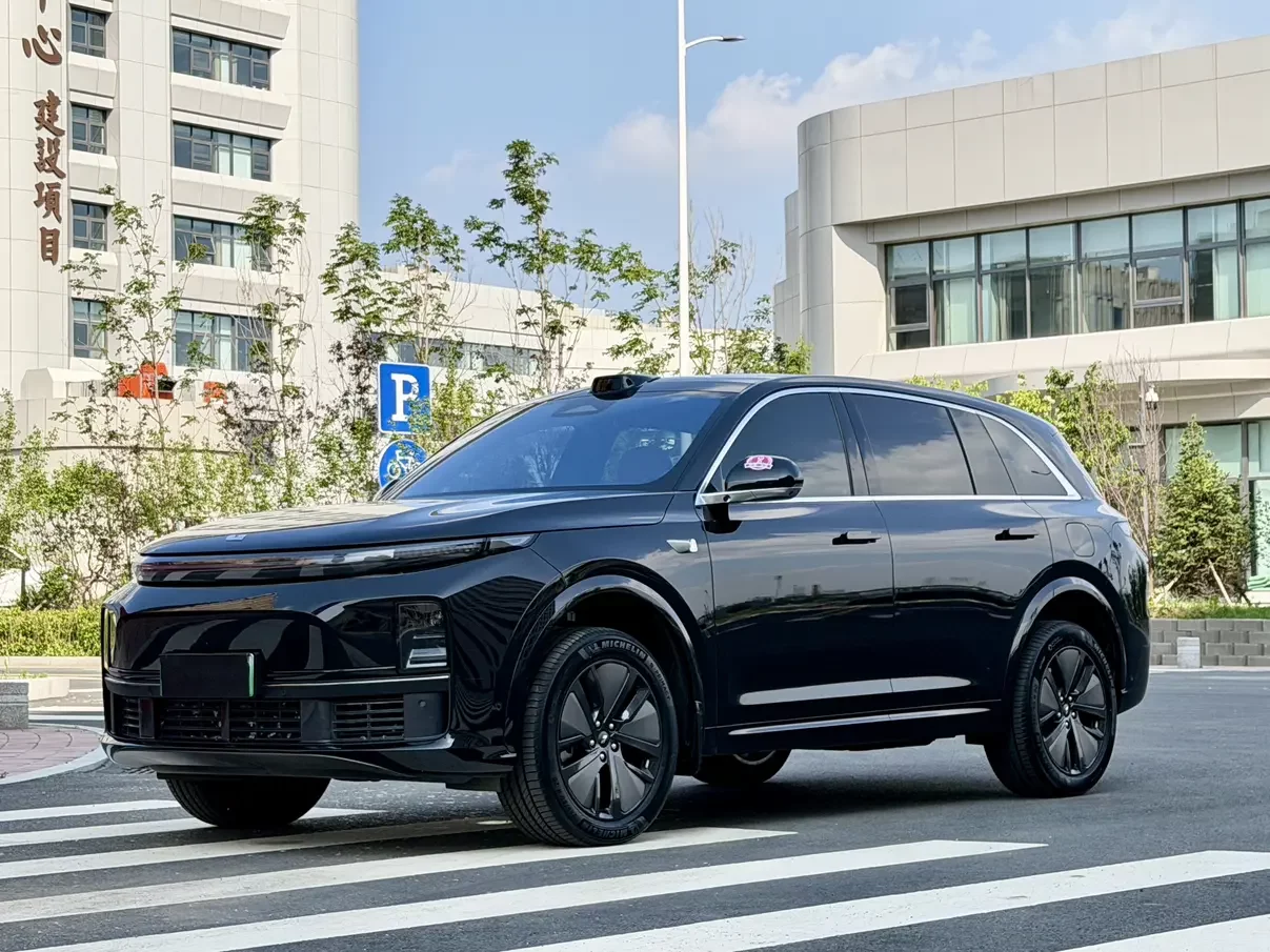 Lixiang L7