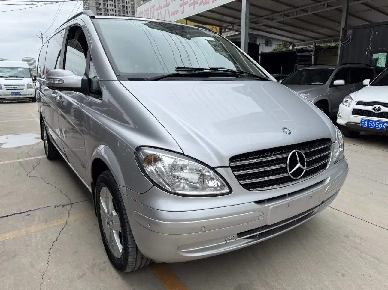 Mercedes-Benz Viano