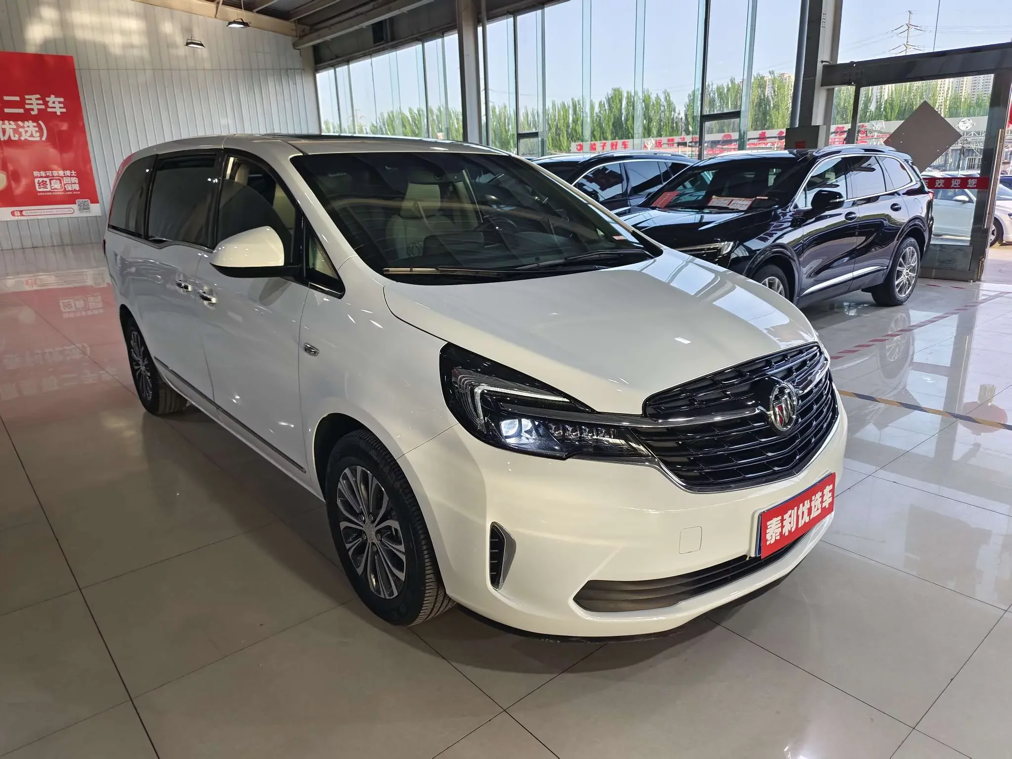 Buick GL8