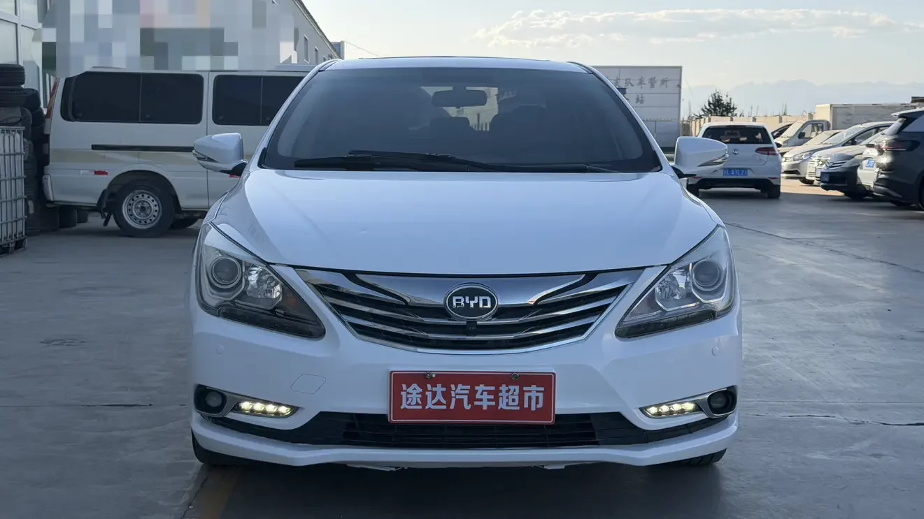 BYD G5