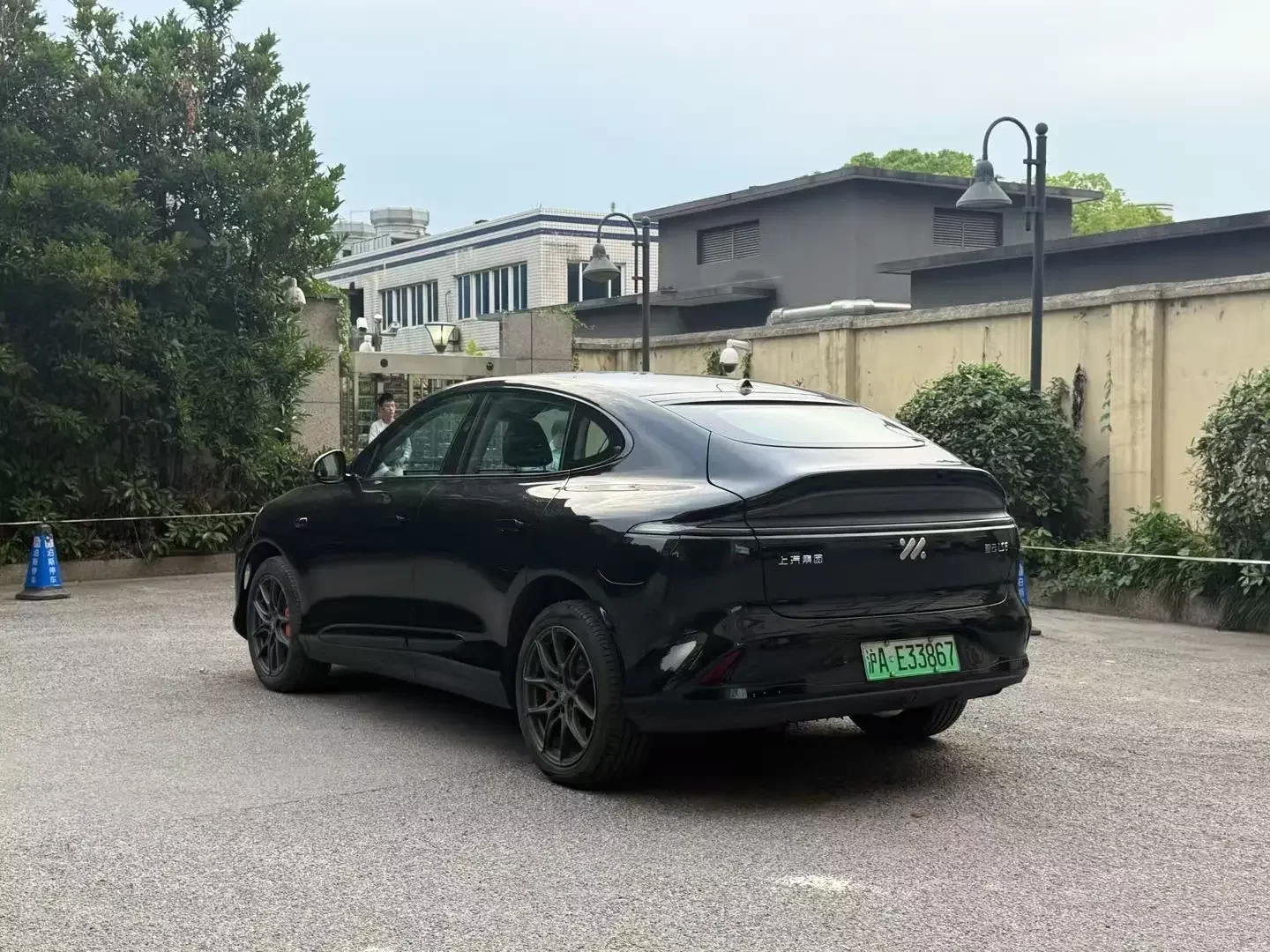 Zhiji LS6