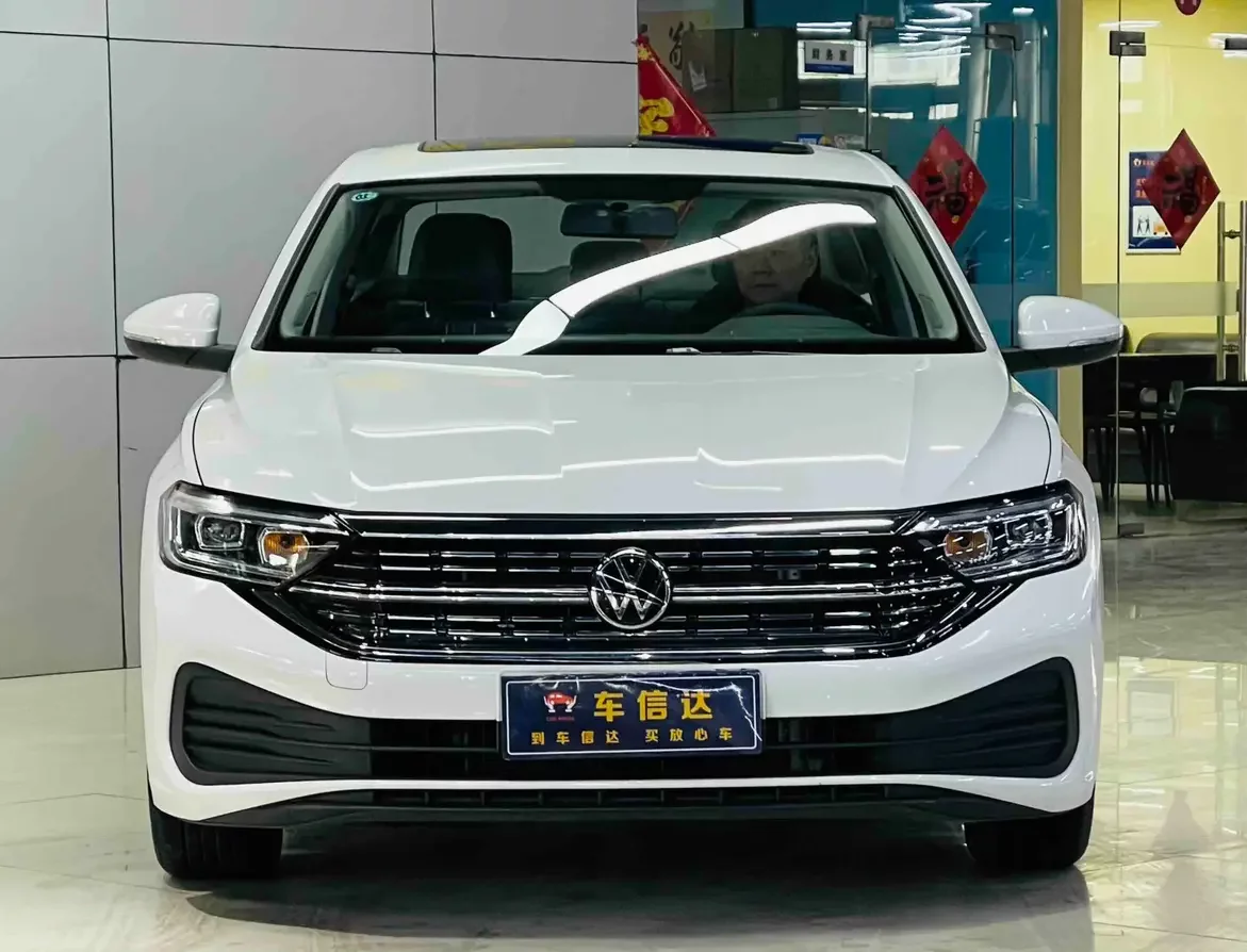 Volkswagen Sagitar