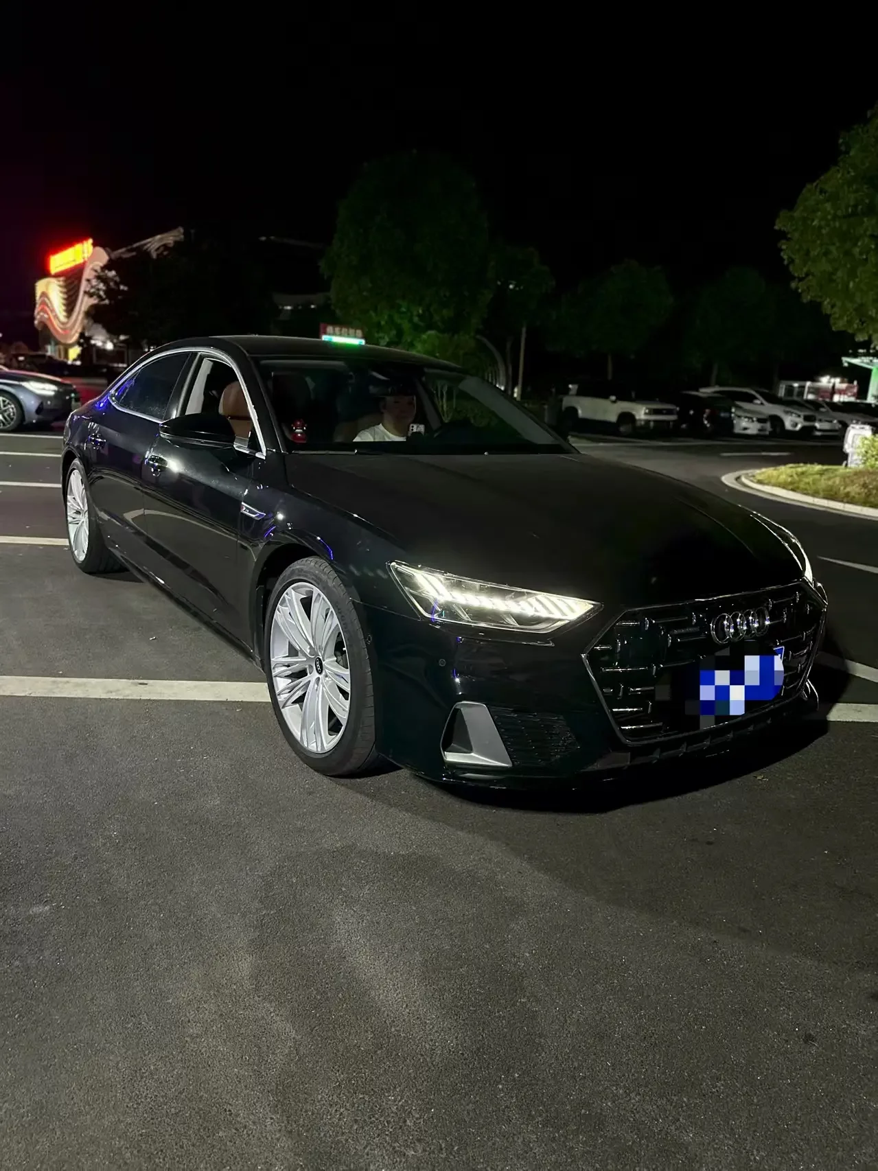 Audi A7L