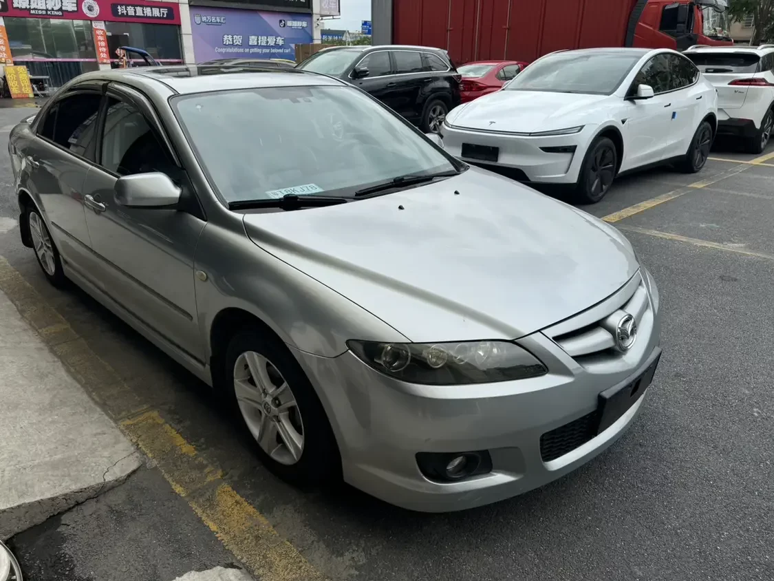 Mazda 6