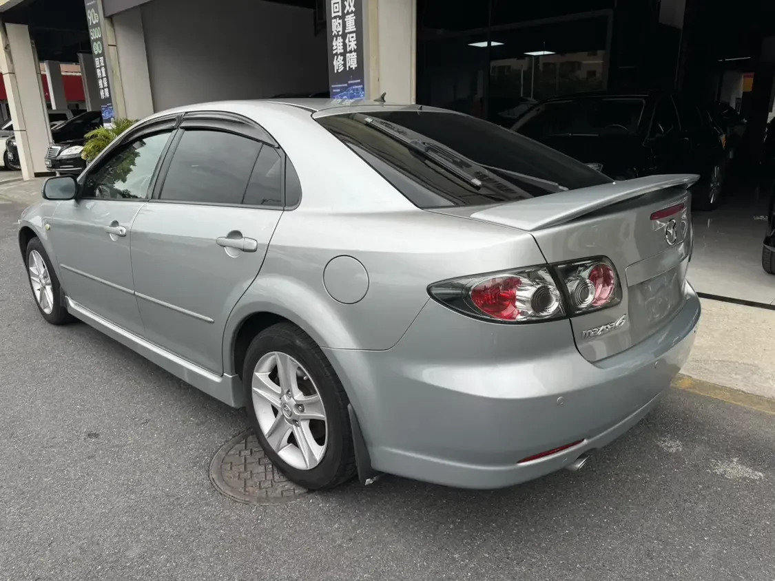 Mazda 6