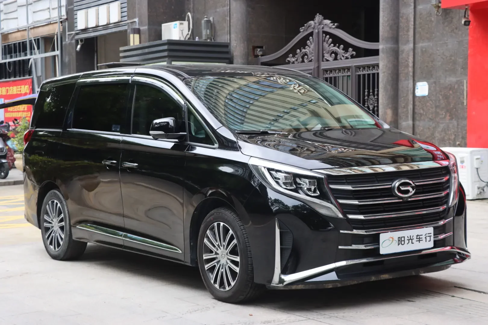 GAC Trumpchi M8