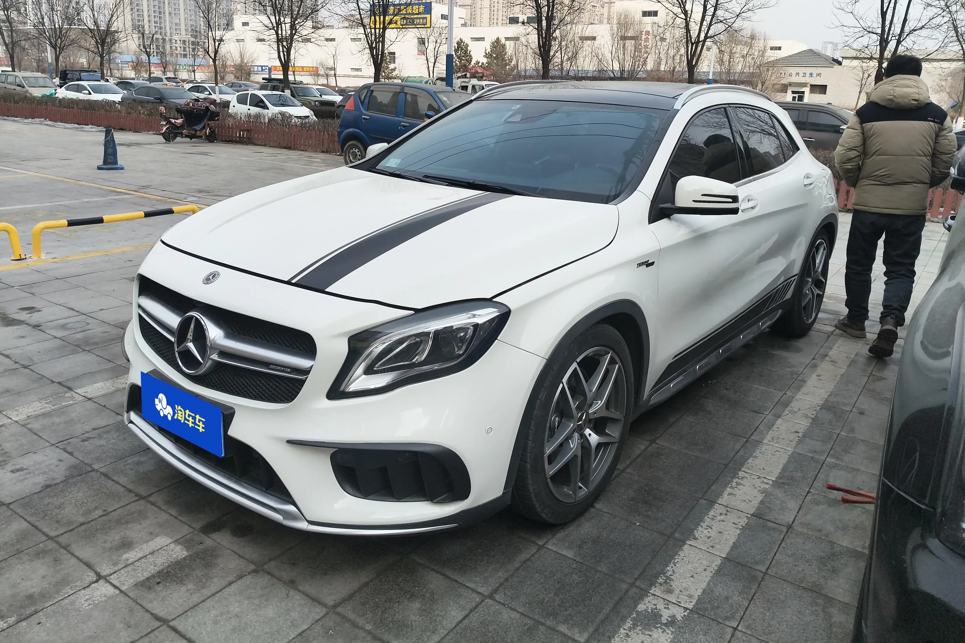 Mercedes-Benz GLA AMG