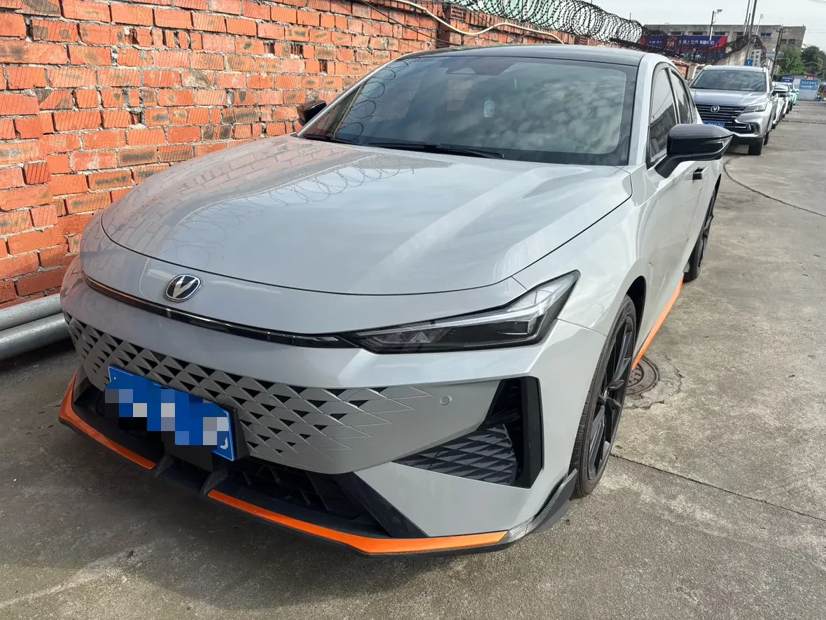 Changan UNI-V