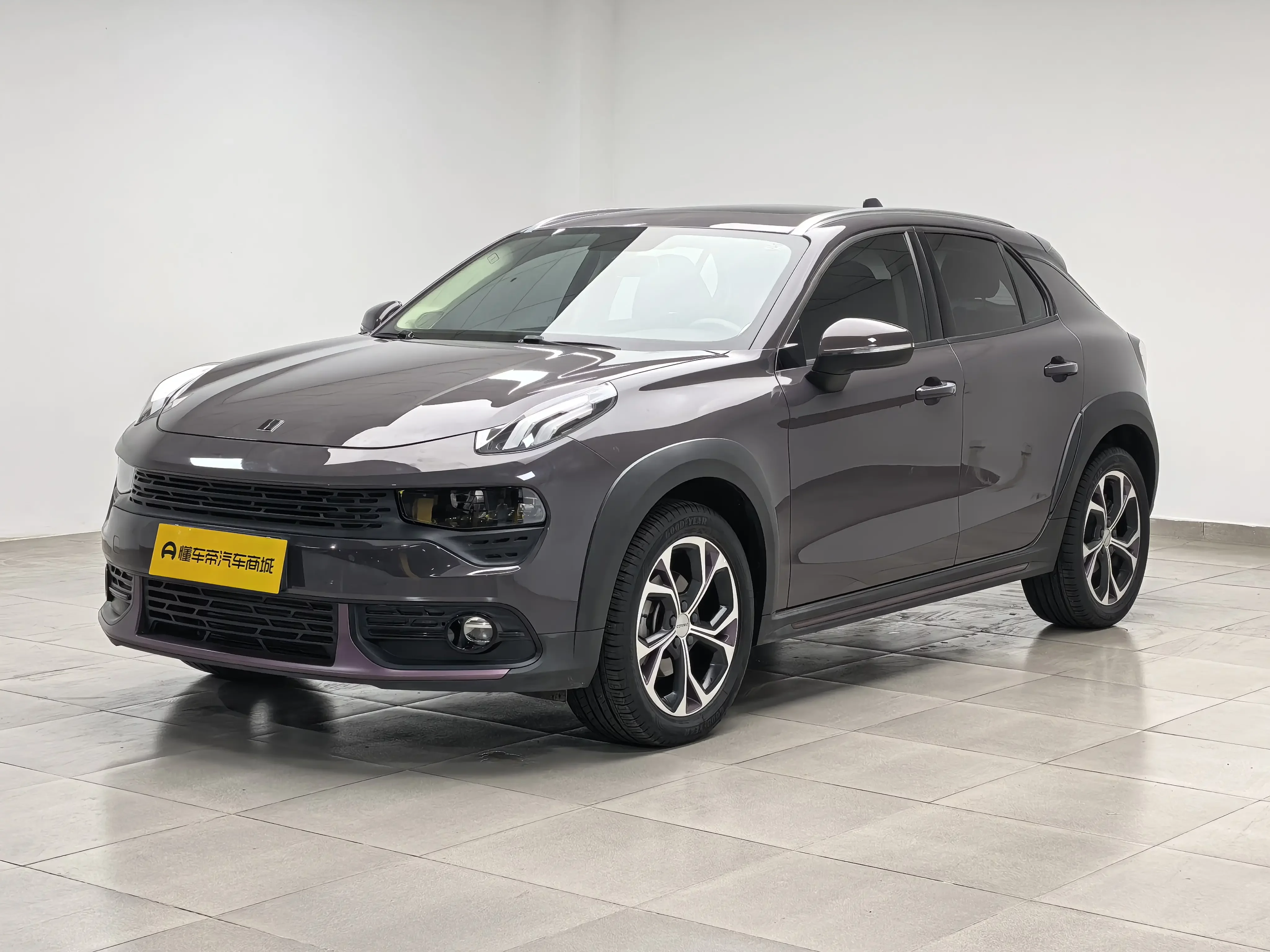 Lynk & Co 02