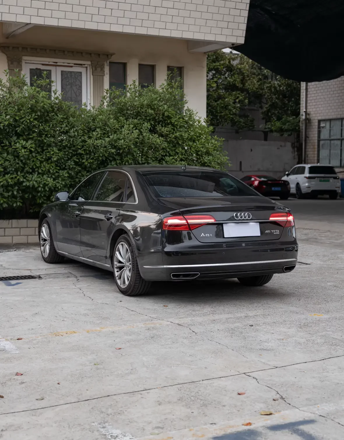 Audi A8