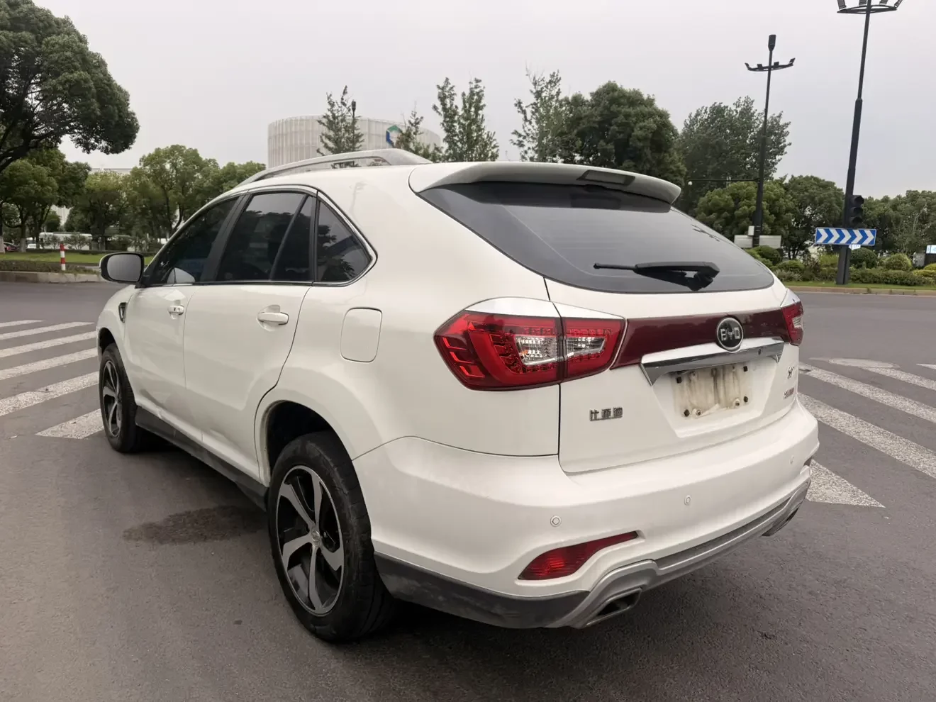 BYD S7