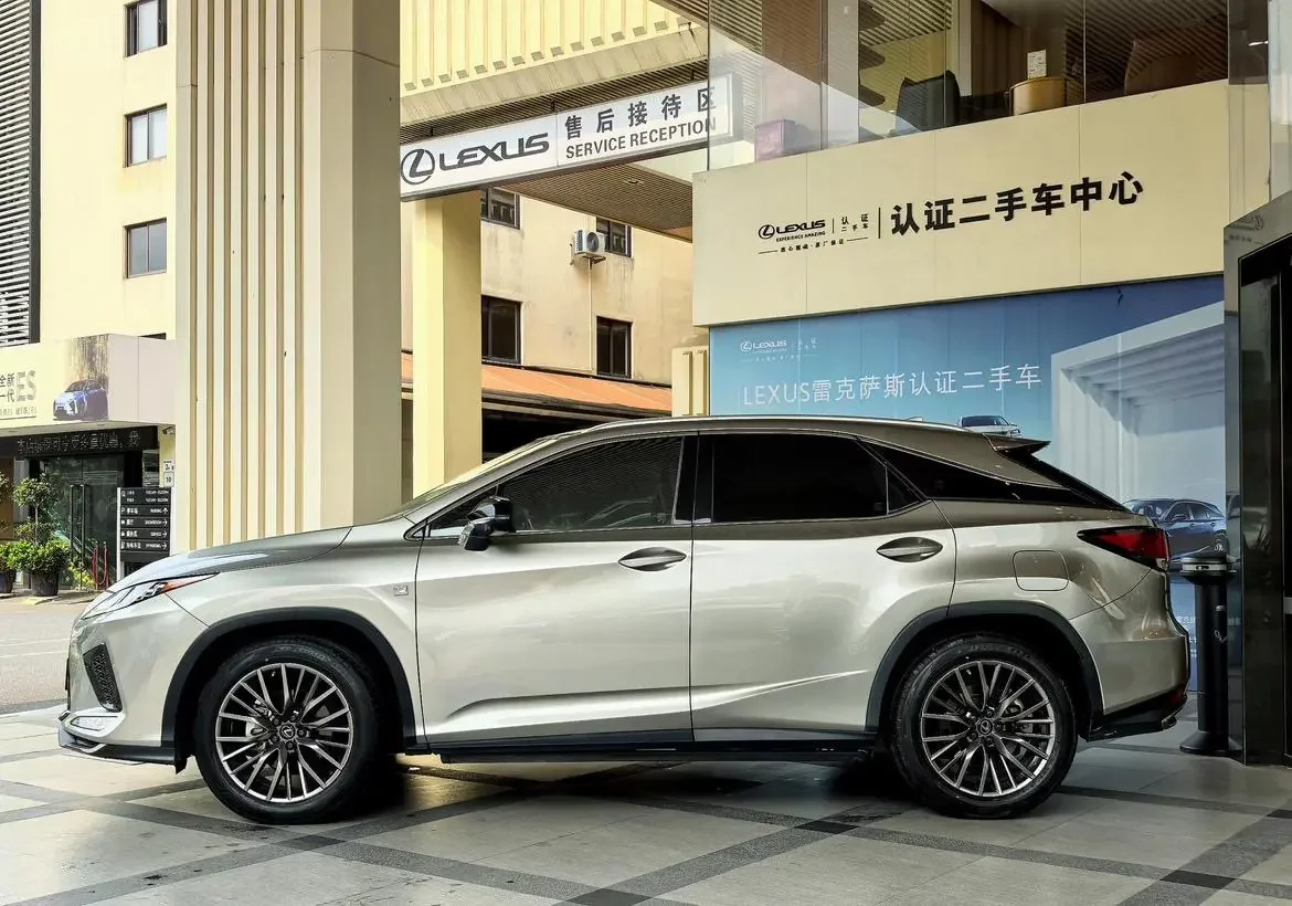 Lexus RX