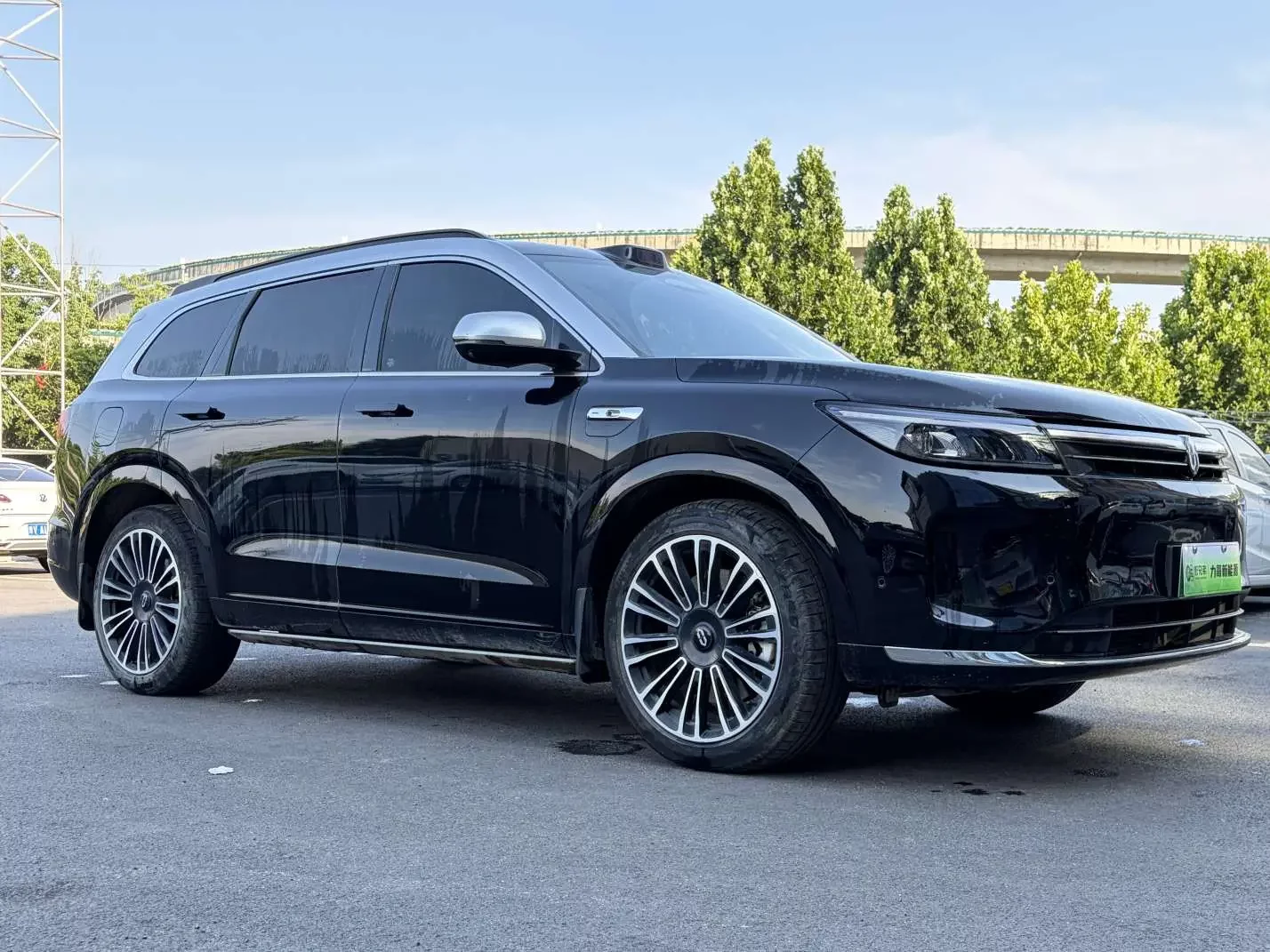 AITO M7
