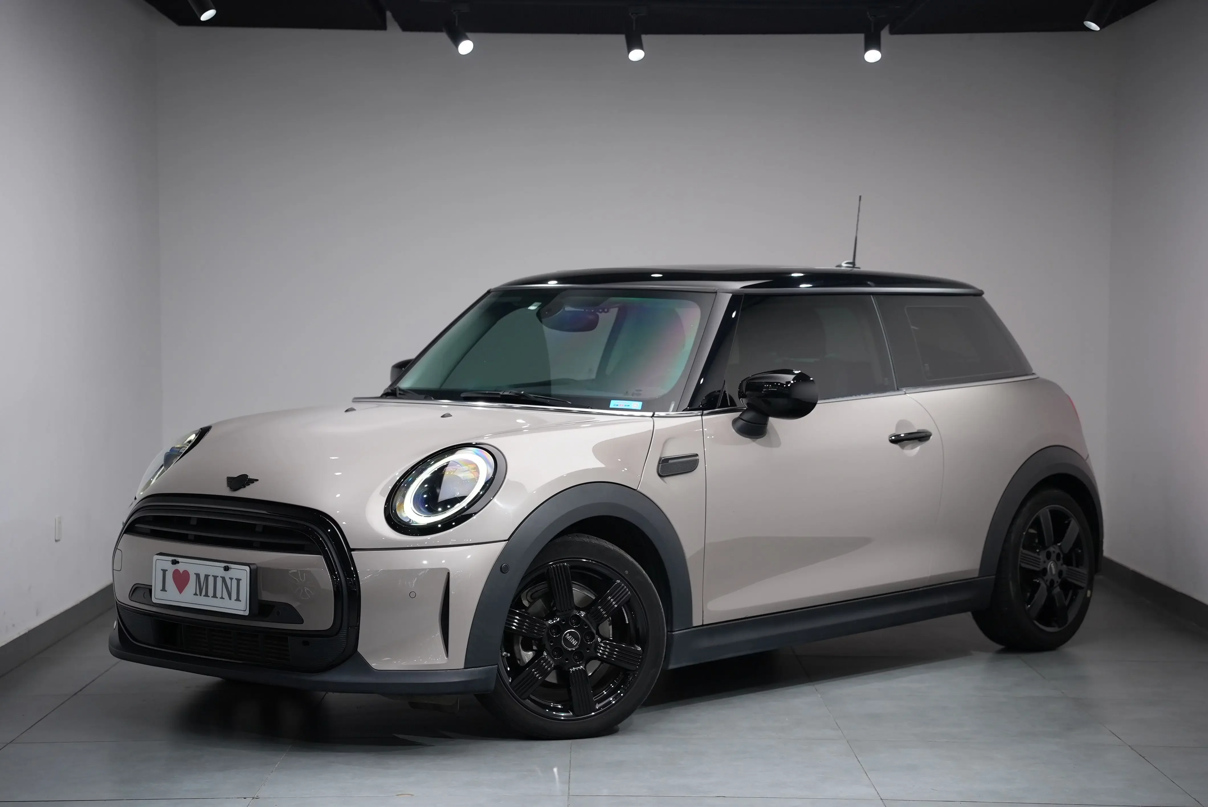 MINI MINI  из Китая