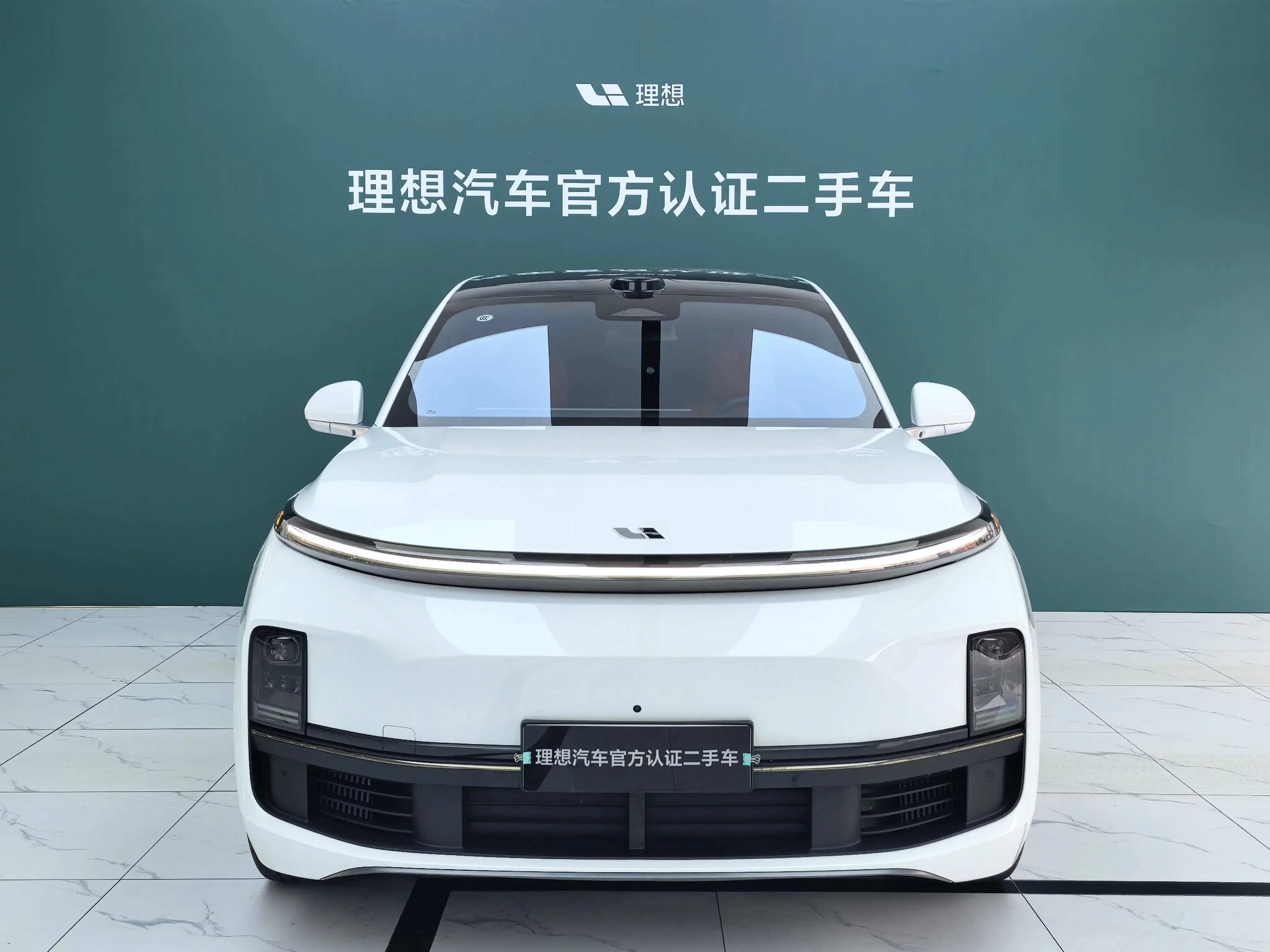 Lixiang L8