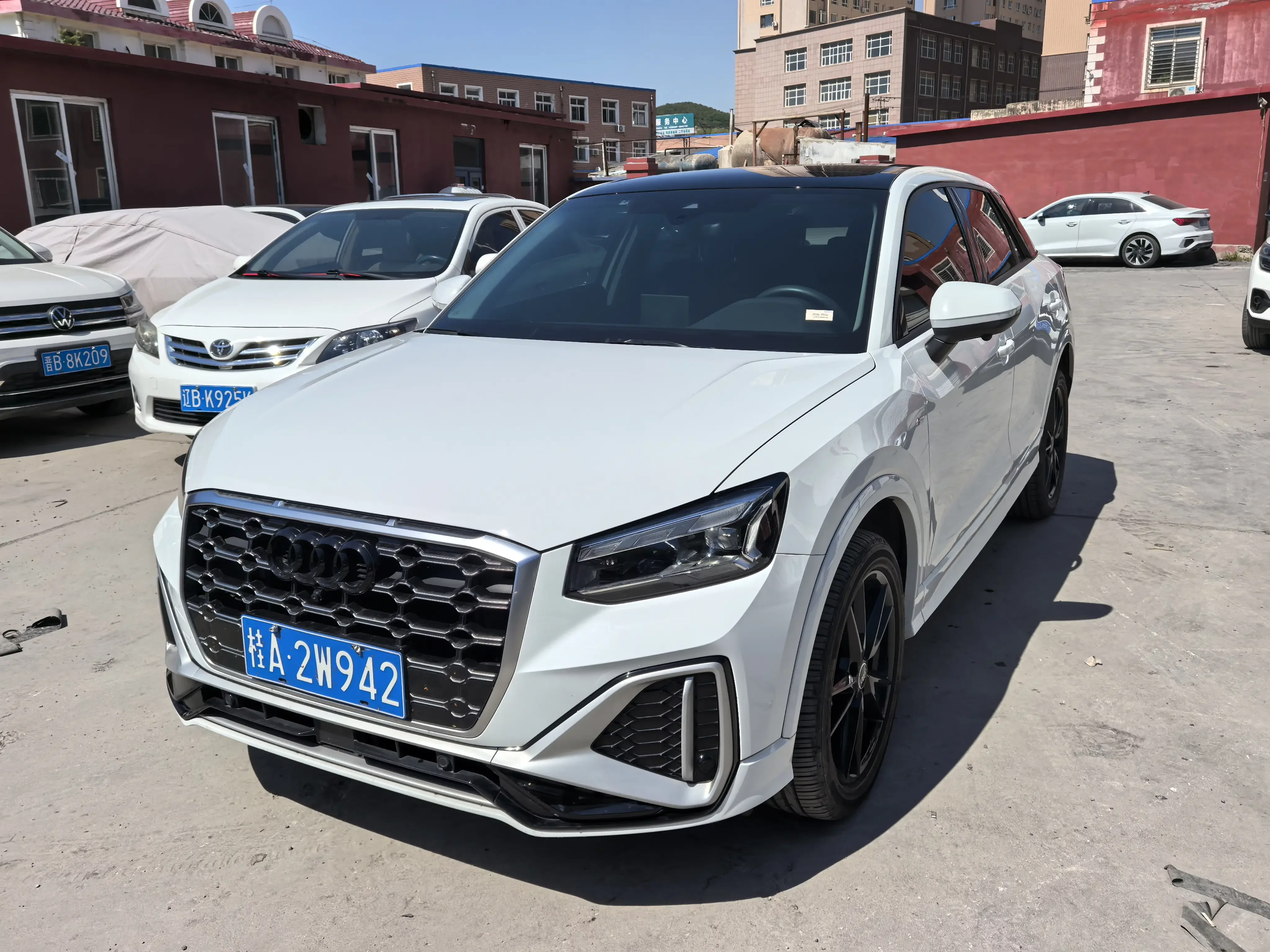 Audi Q2L