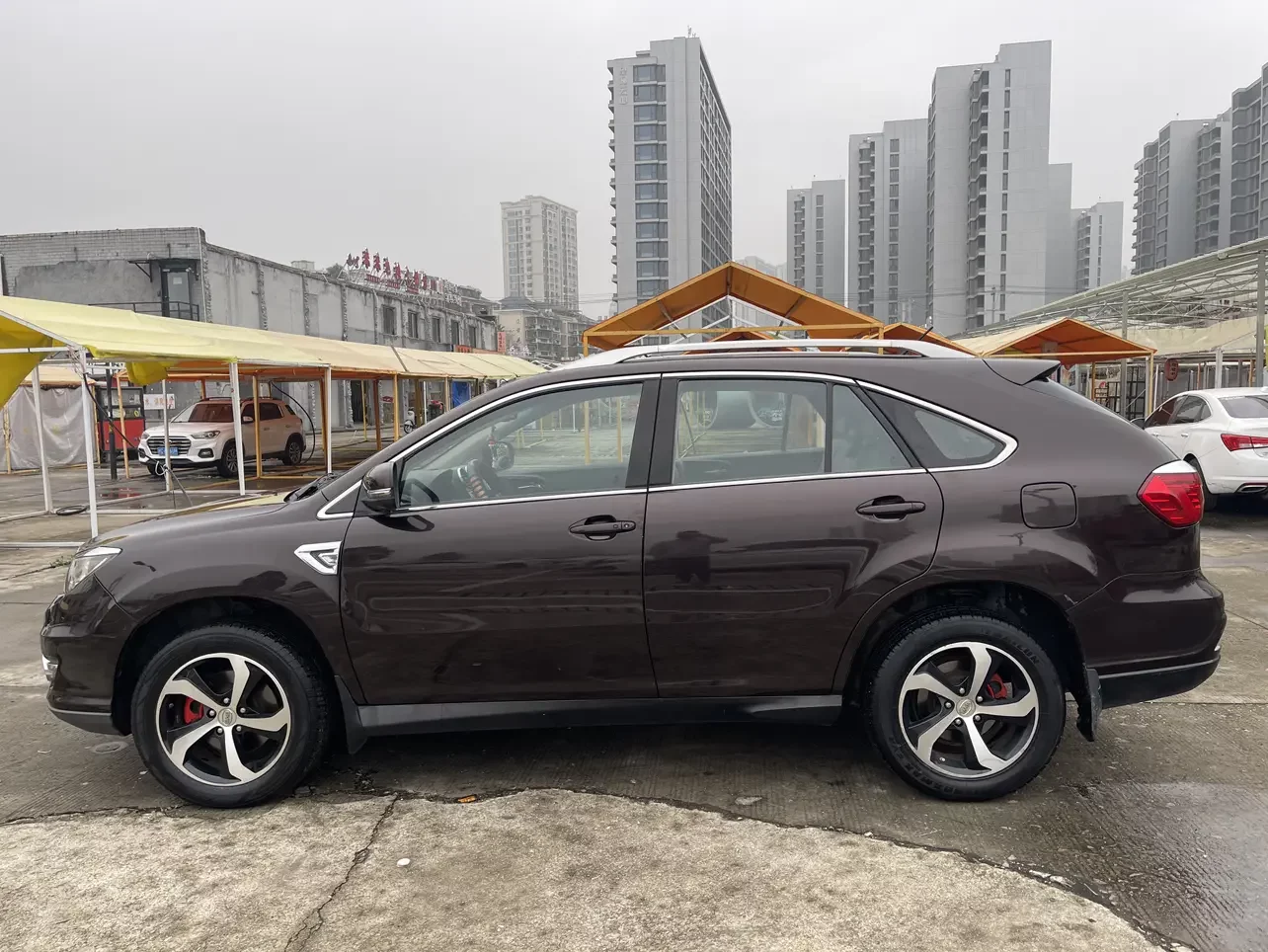 BYD S7