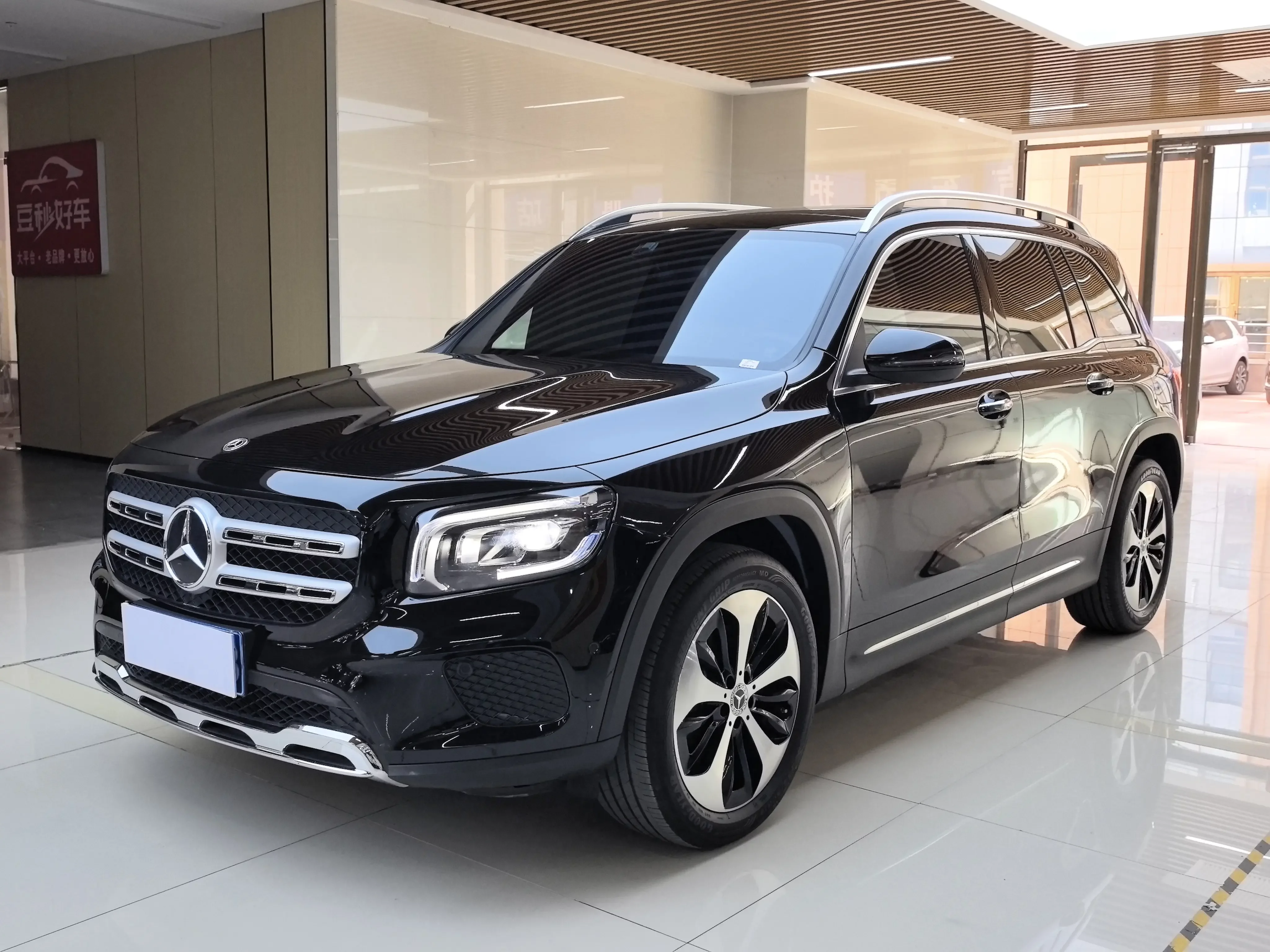 Mercedes-Benz GLB