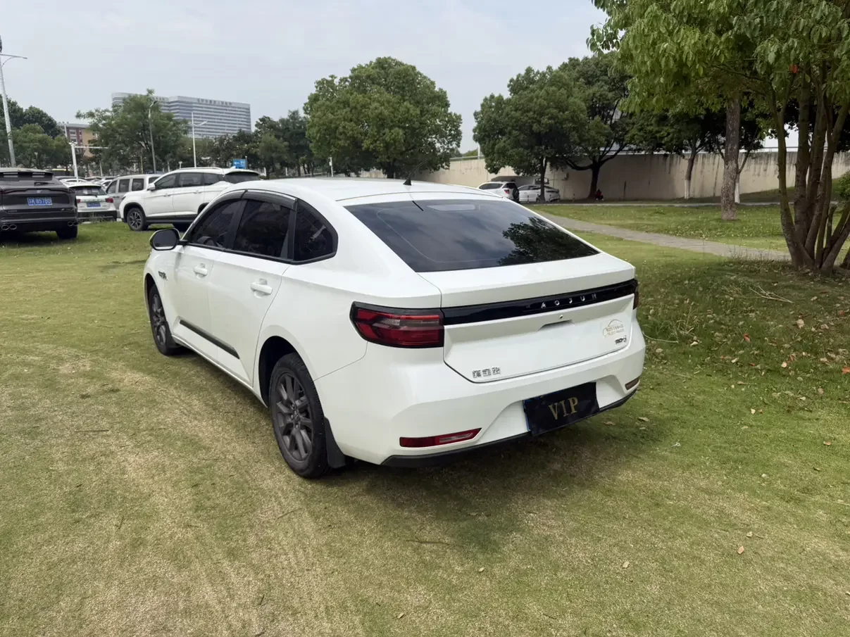 Baojun RC-5