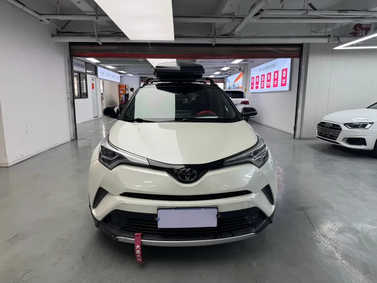 Toyota C-HR Hybrid