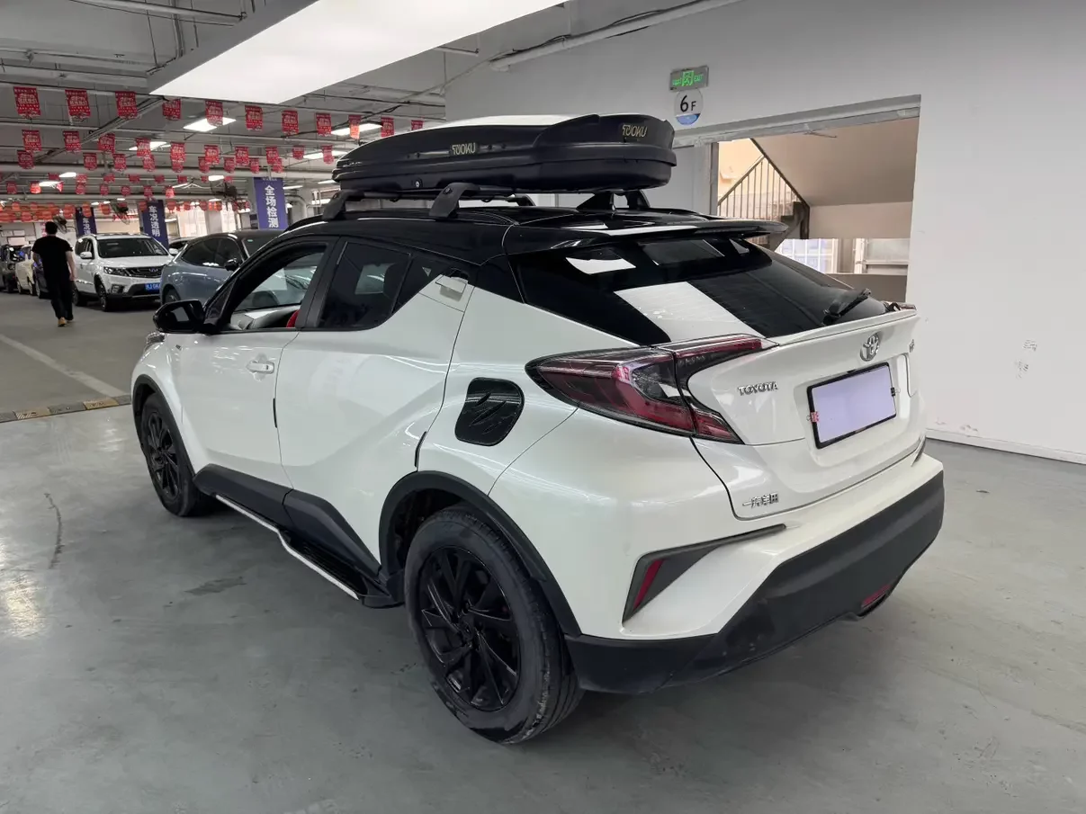 Toyota C-HR Hybrid