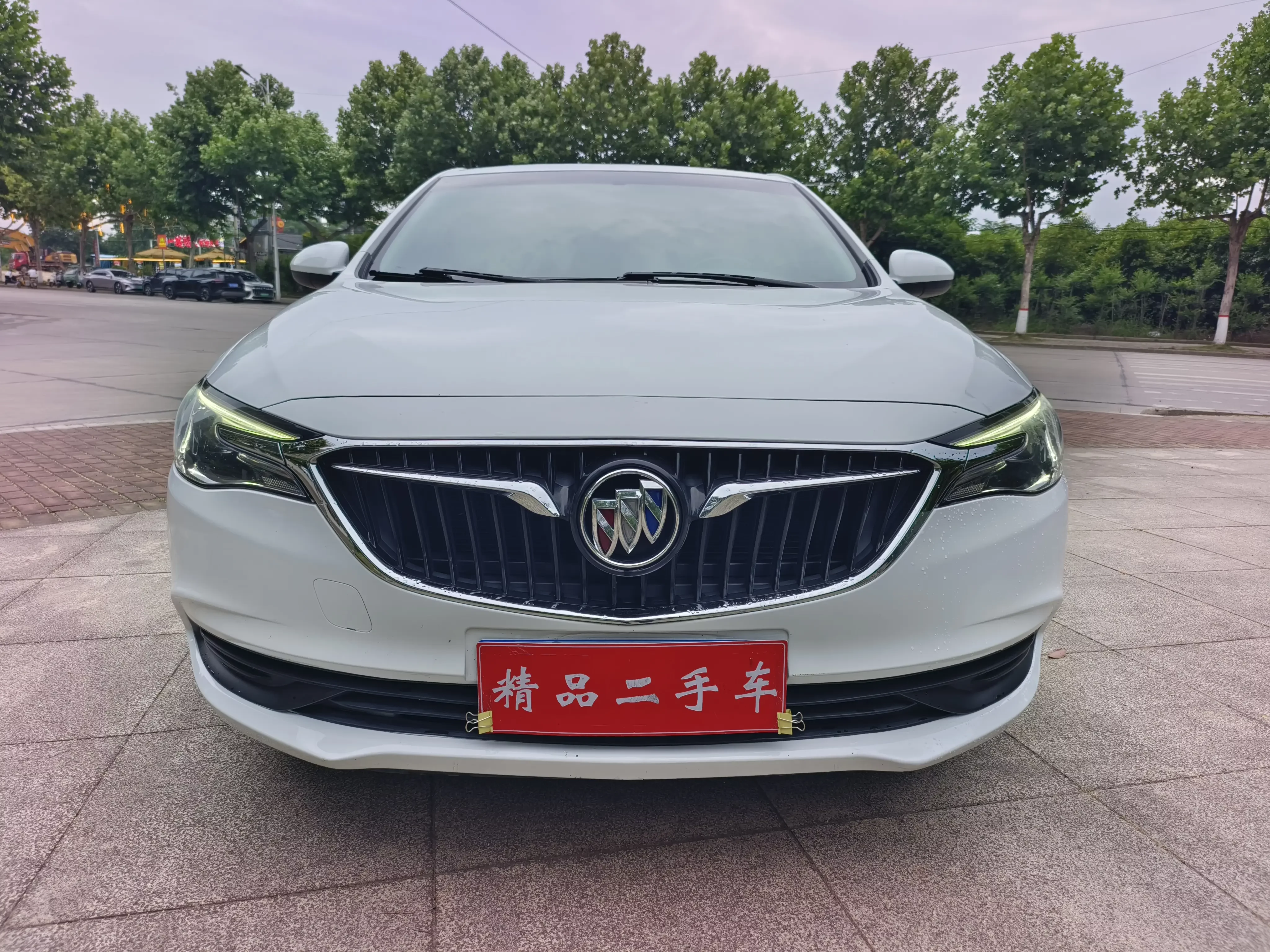 Buick Yinglang