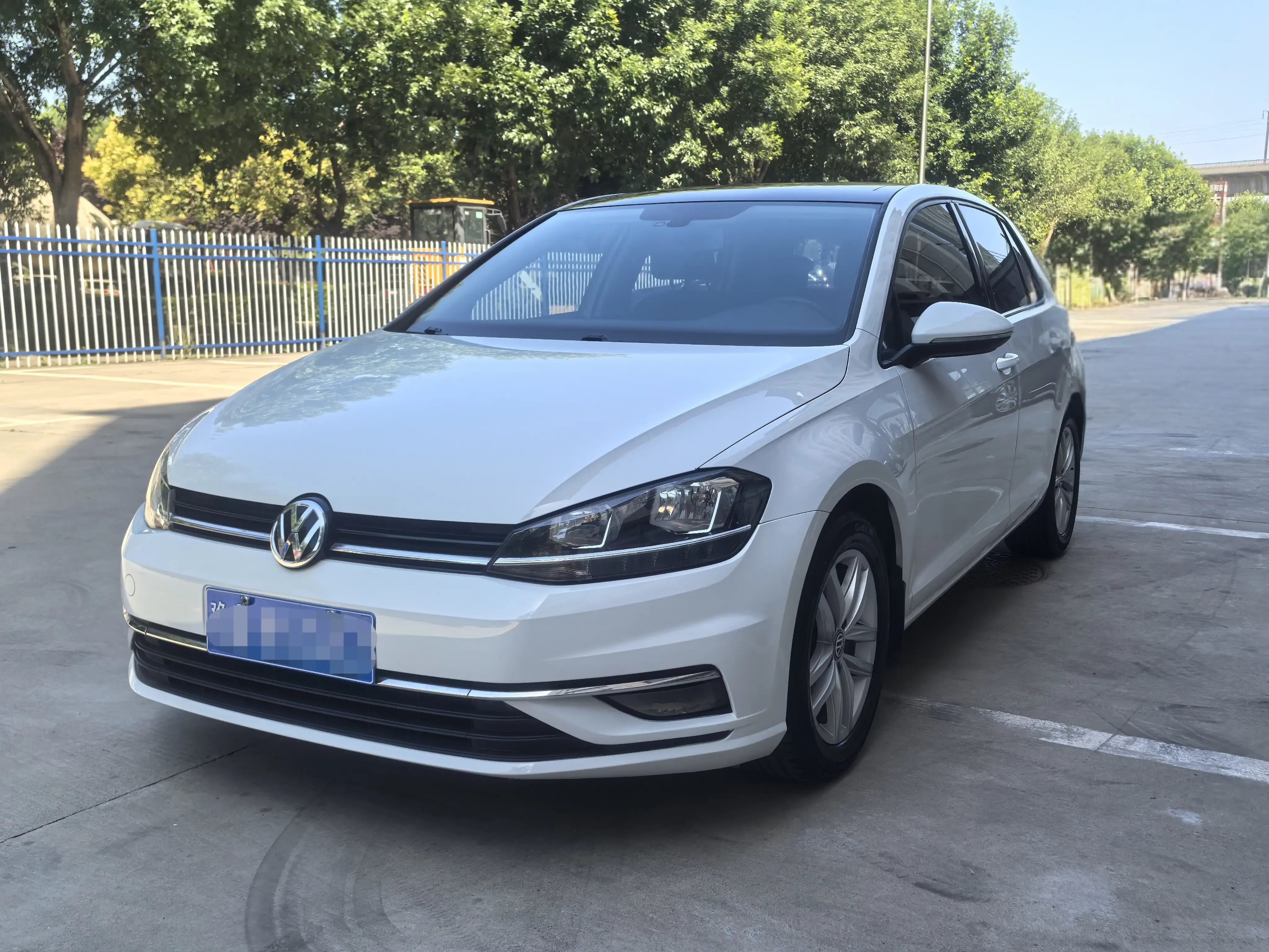 Volkswagen golf