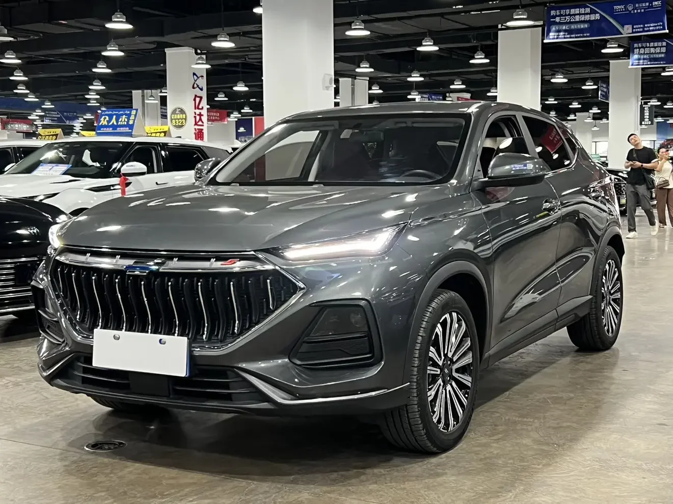 Oshan Changan Auchan X5