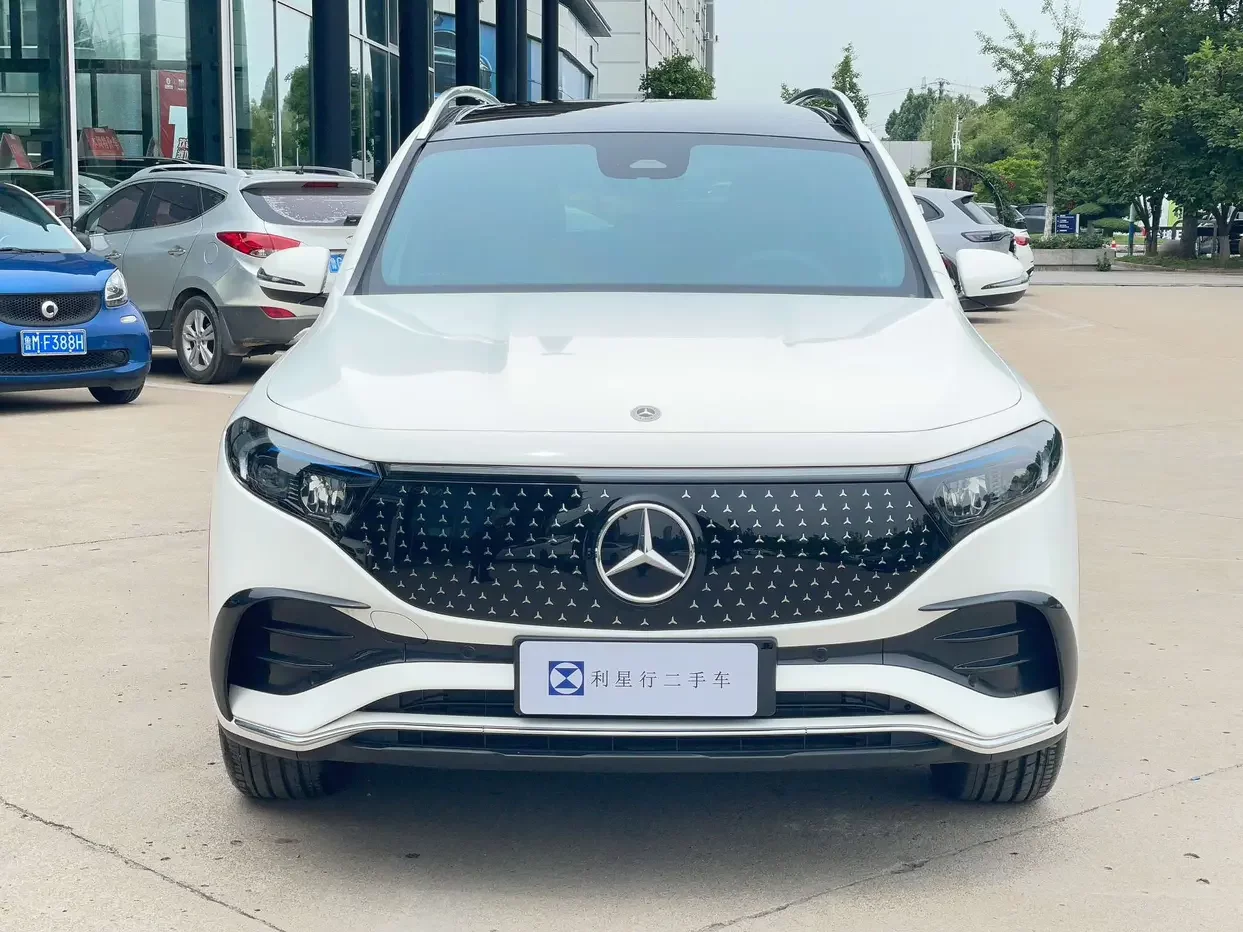 Mercedes-Benz EQB