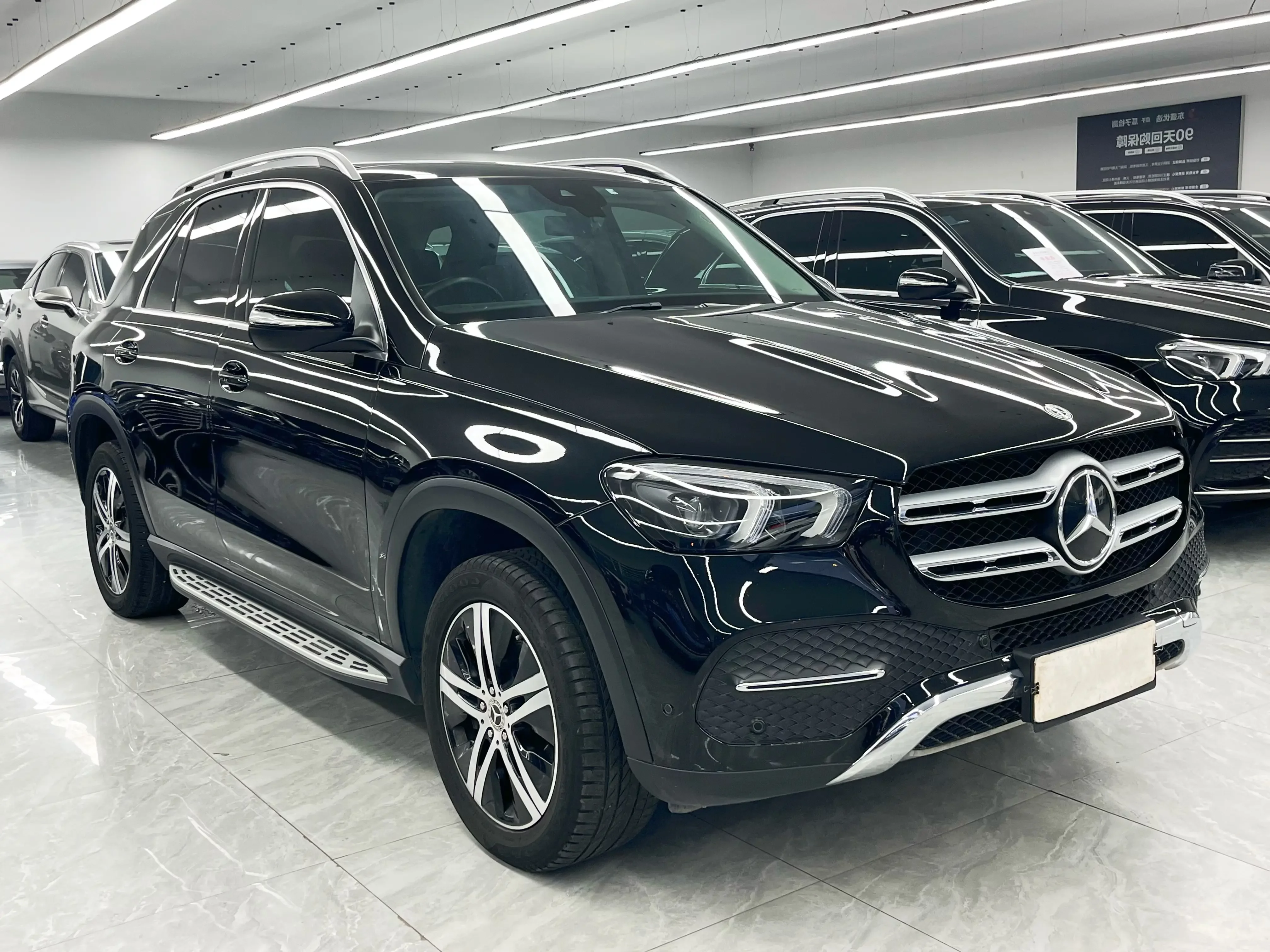 Mercedes-Benz GLE (Imported)